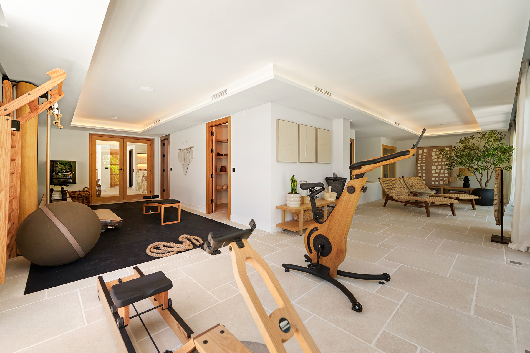 Avenida Calderón de la Barca s/n