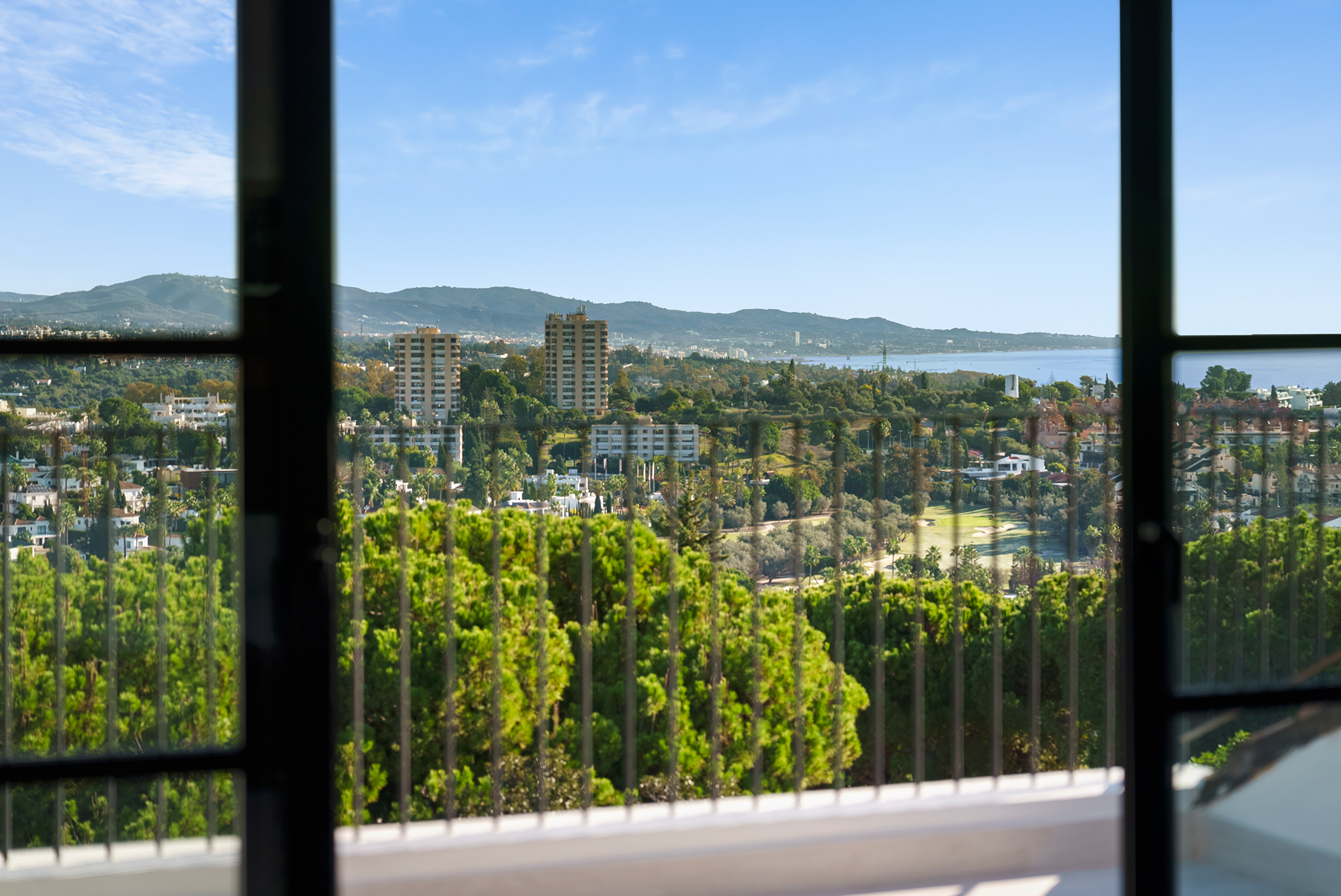 Avenida Calderón de la Barca s/n