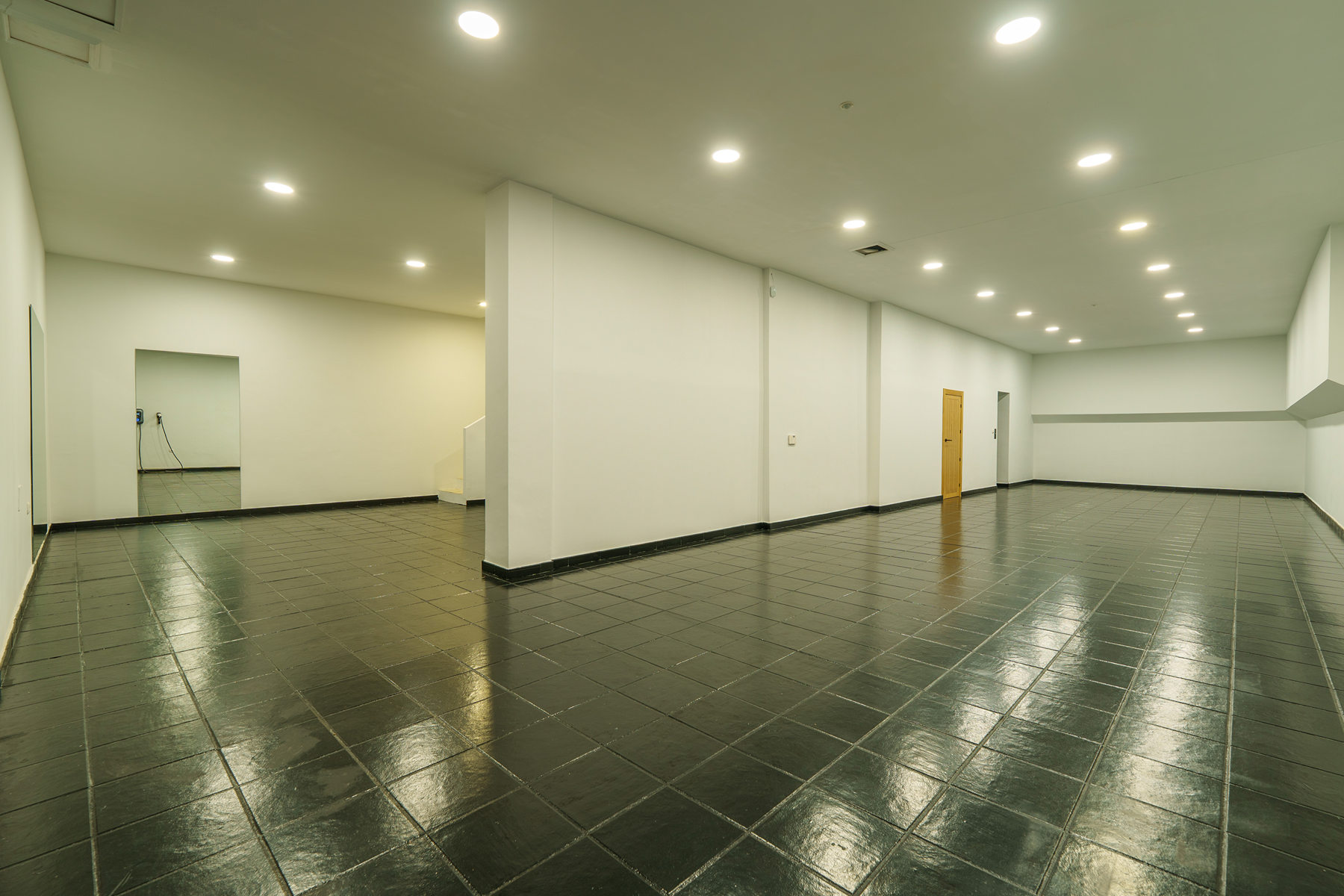 Avenida Calderón de la Barca s/n