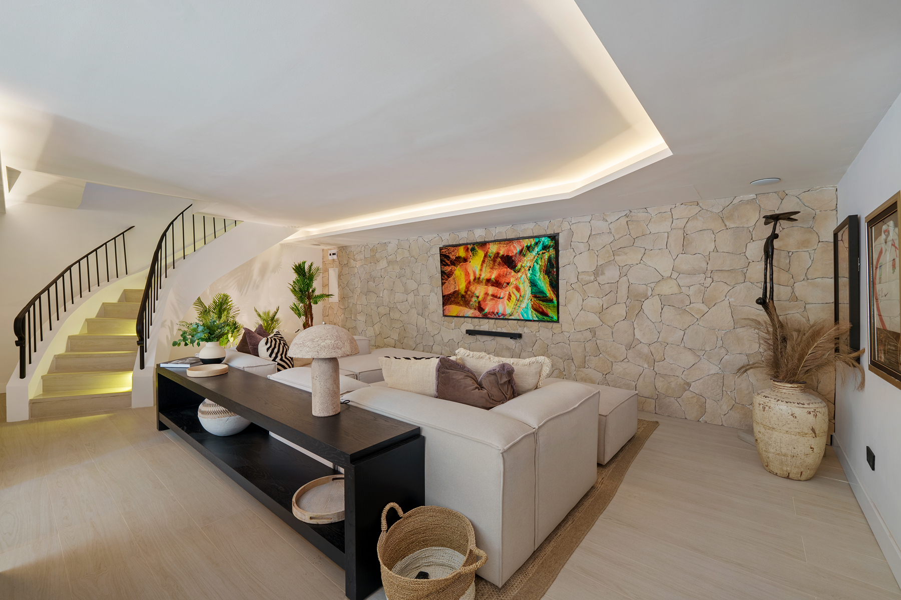 Avenida Calderón de la Barca s/n