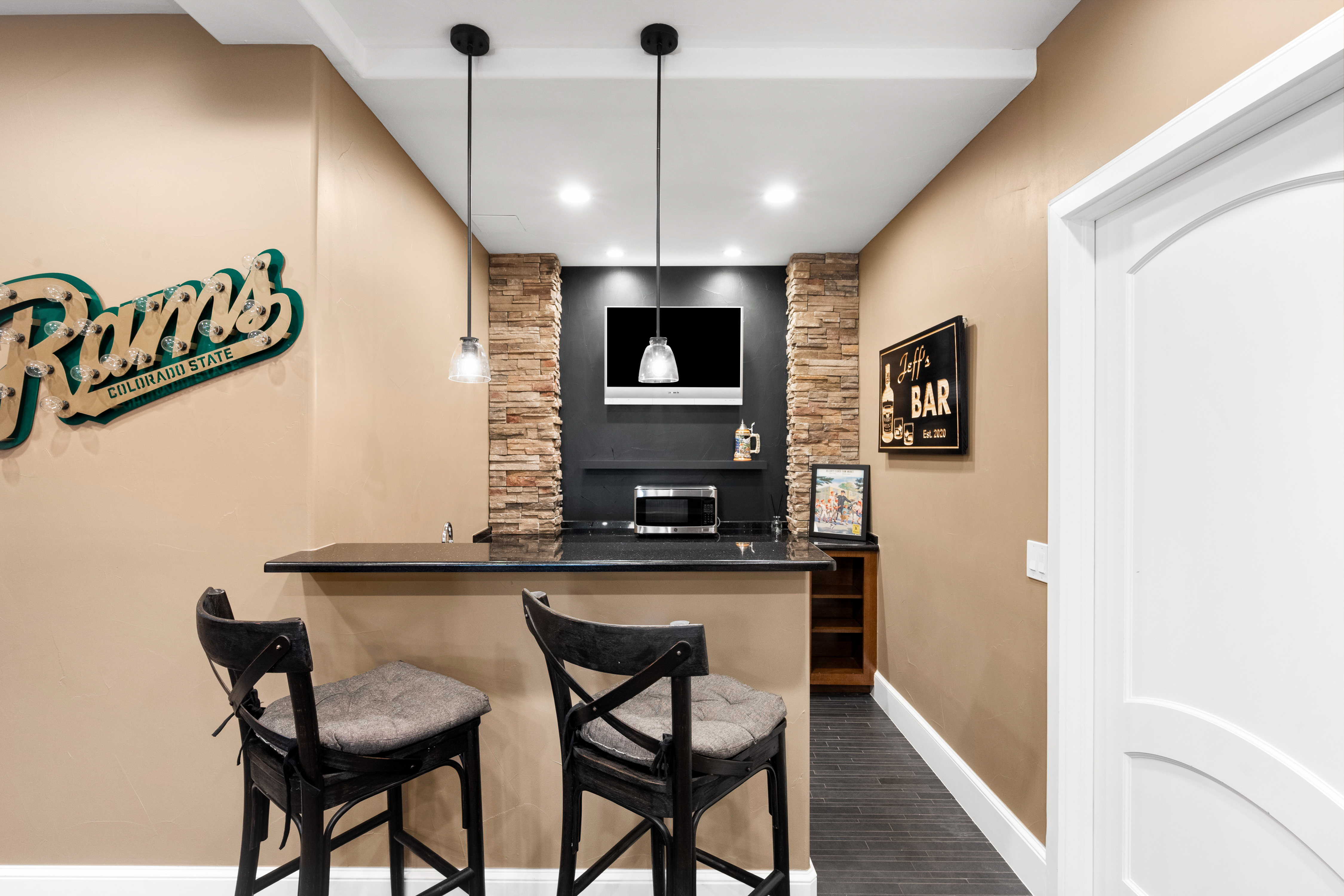 9329 E Star Hill Trail