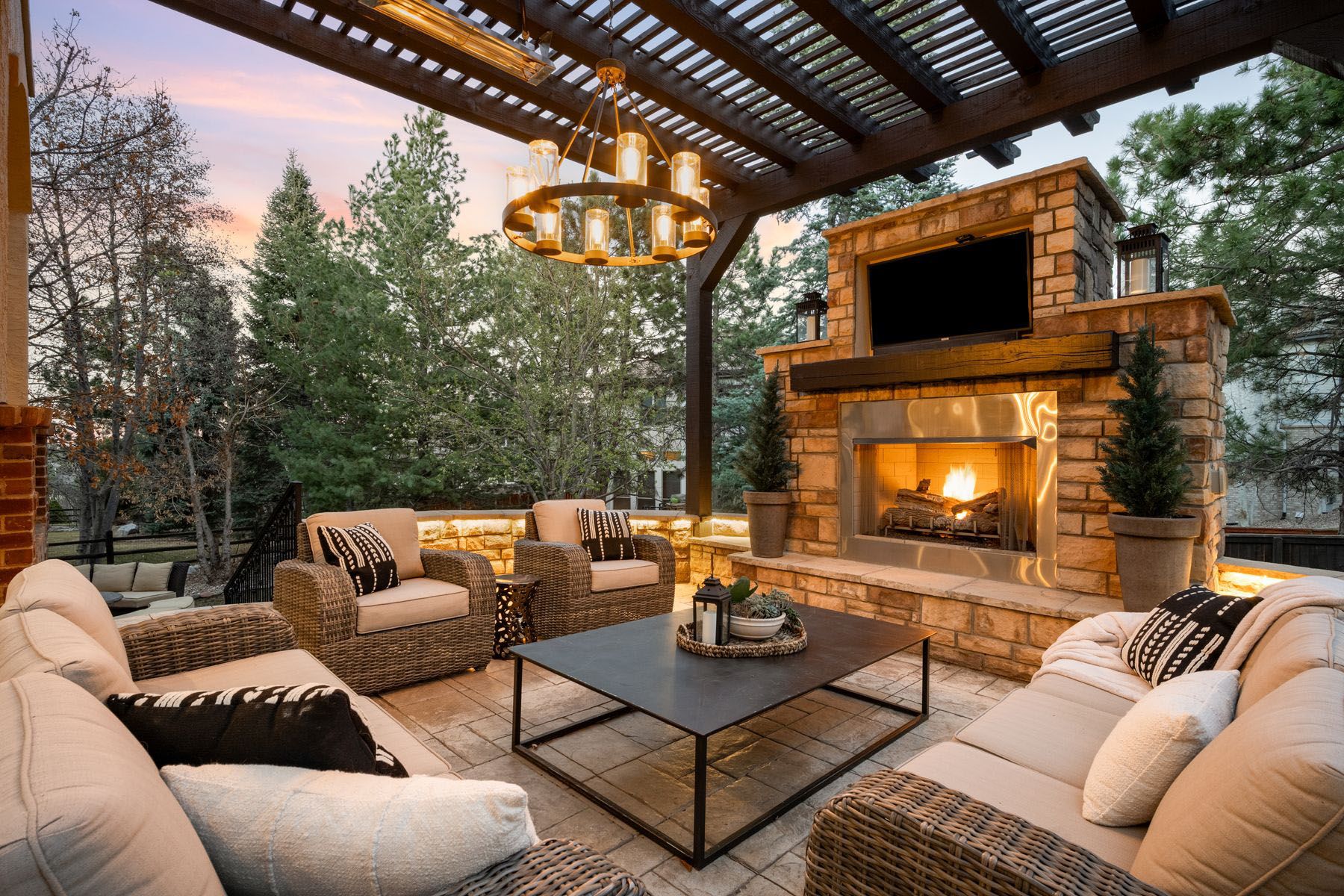 9329 E Star Hill Trail