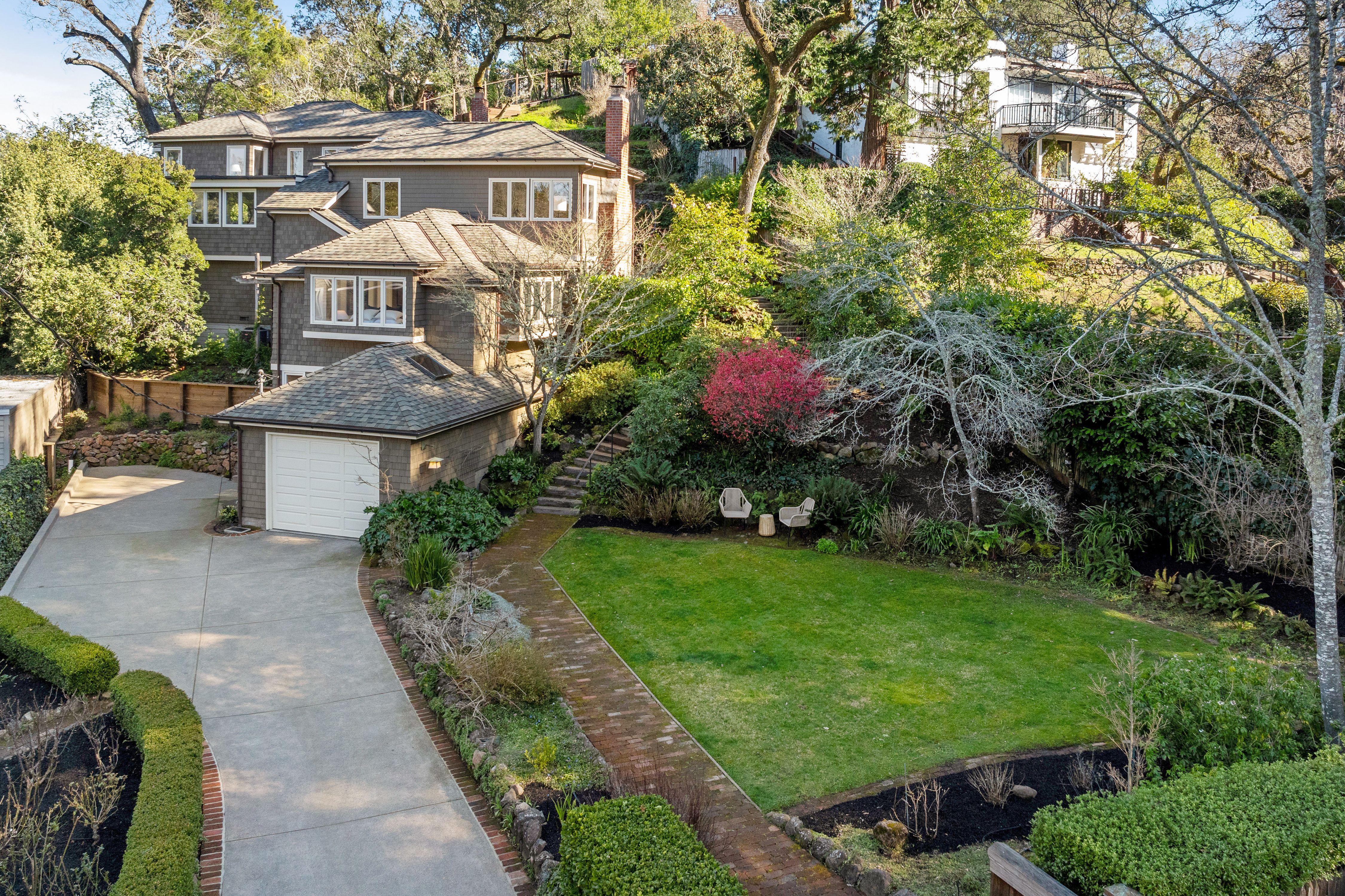 47 Willow Avenue 