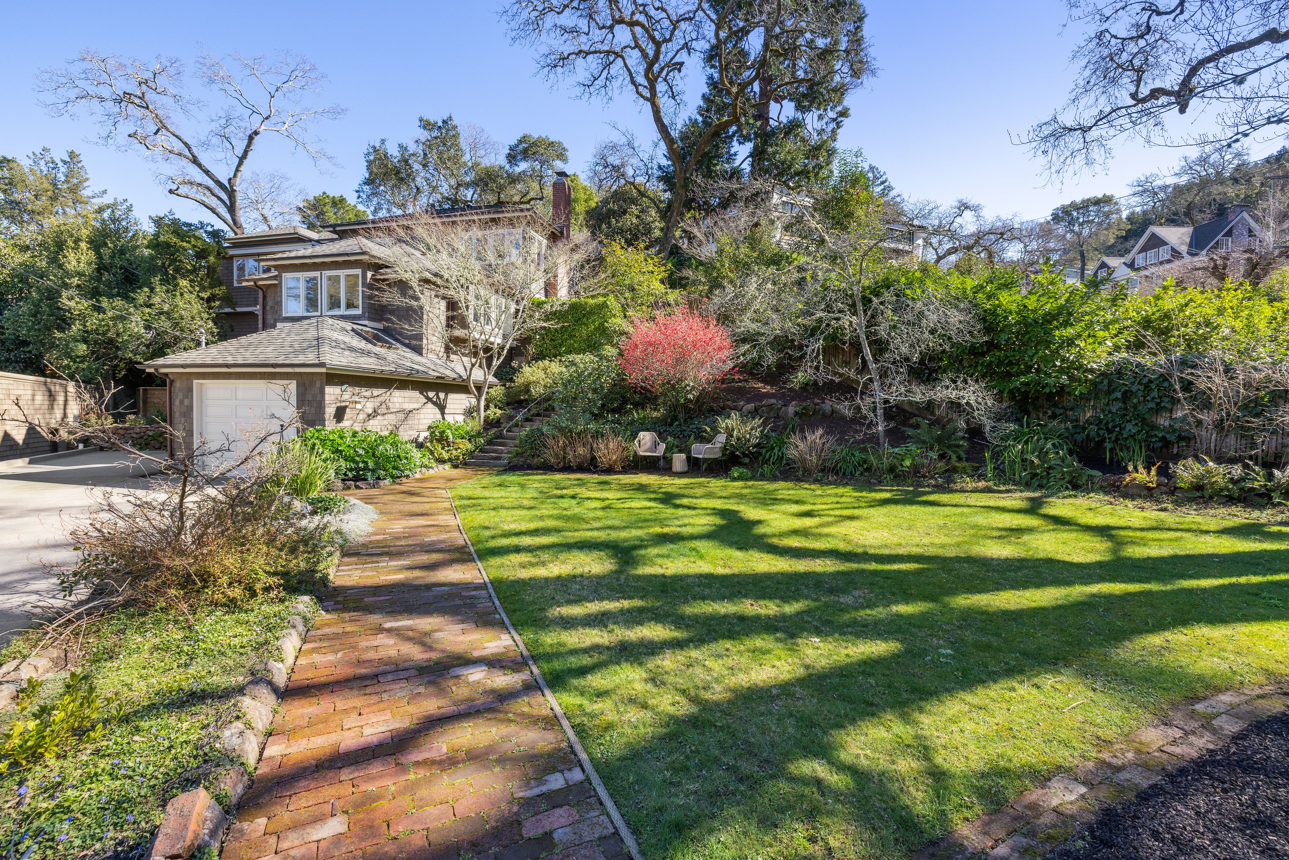 47 Willow Avenue 