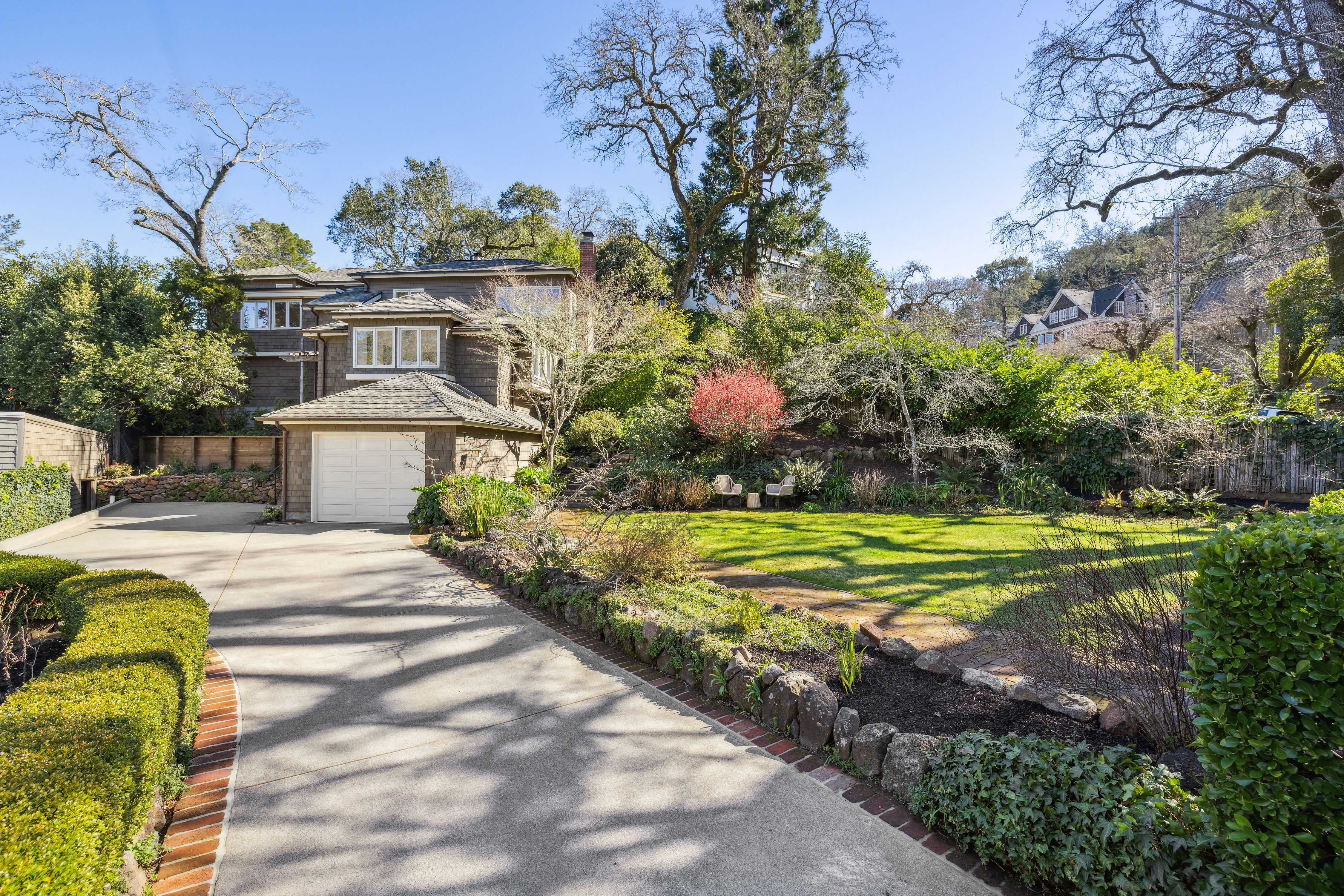 47 Willow Avenue 