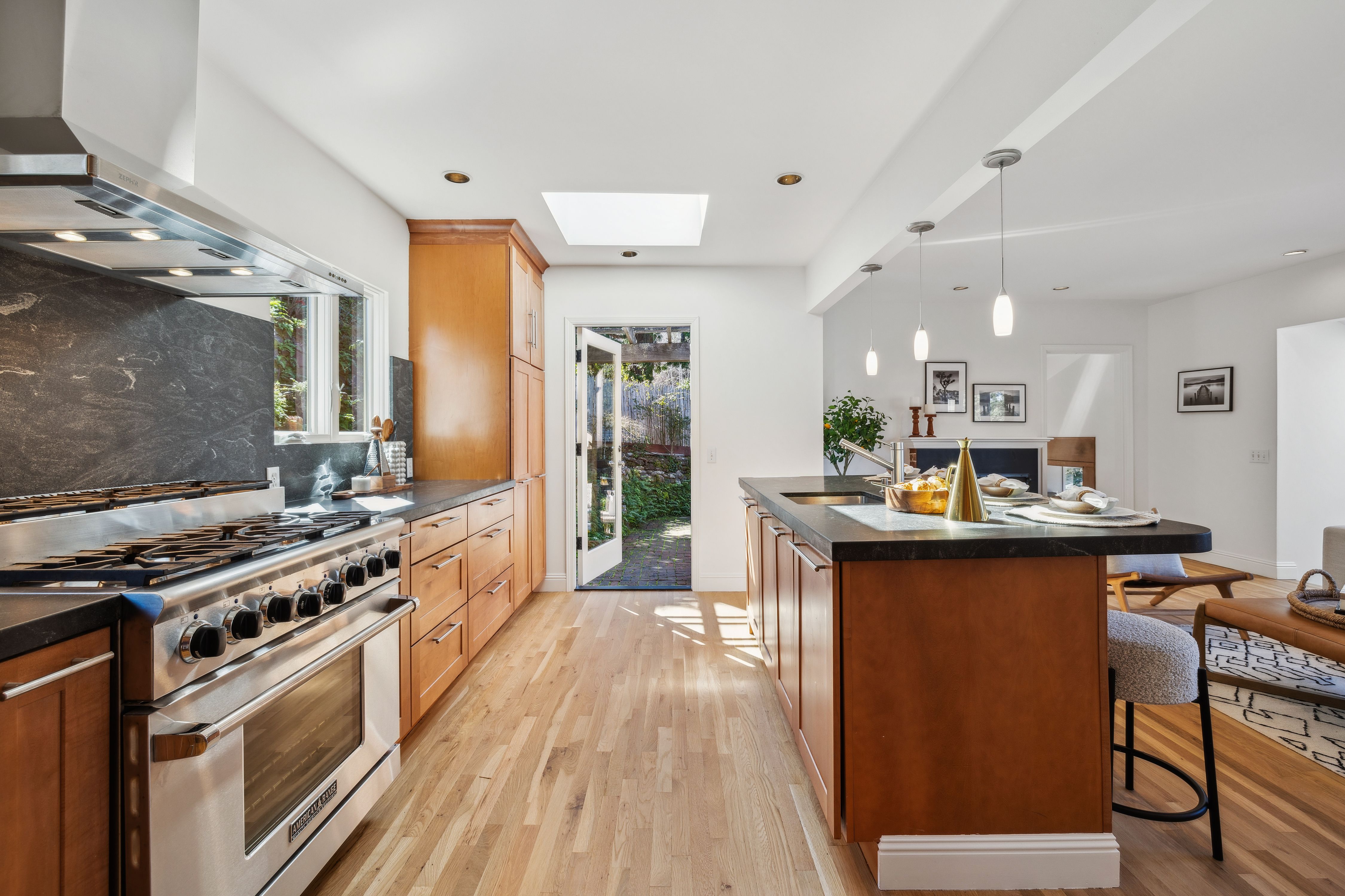 47 Willow Avenue 