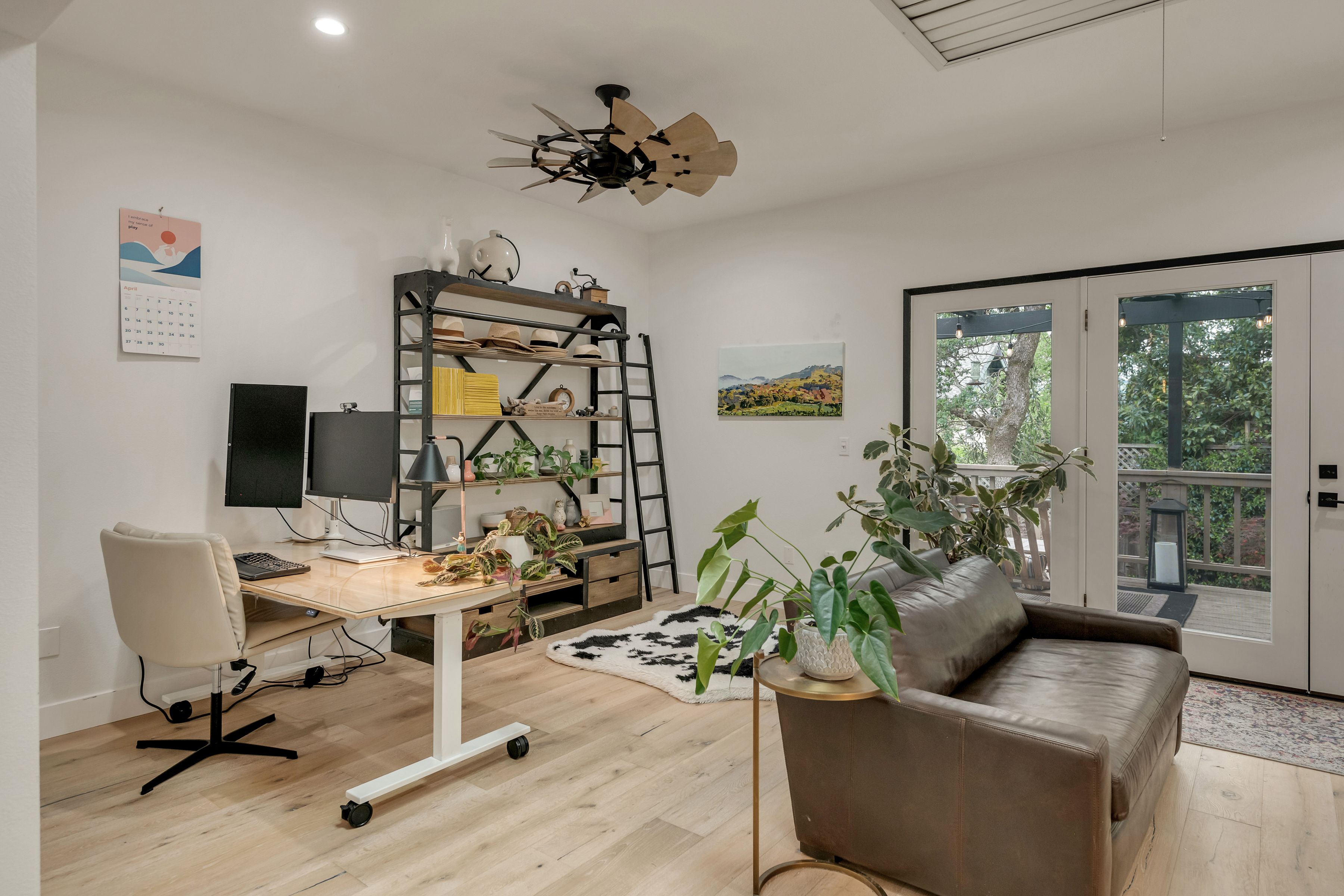 896 Los Robles Drive