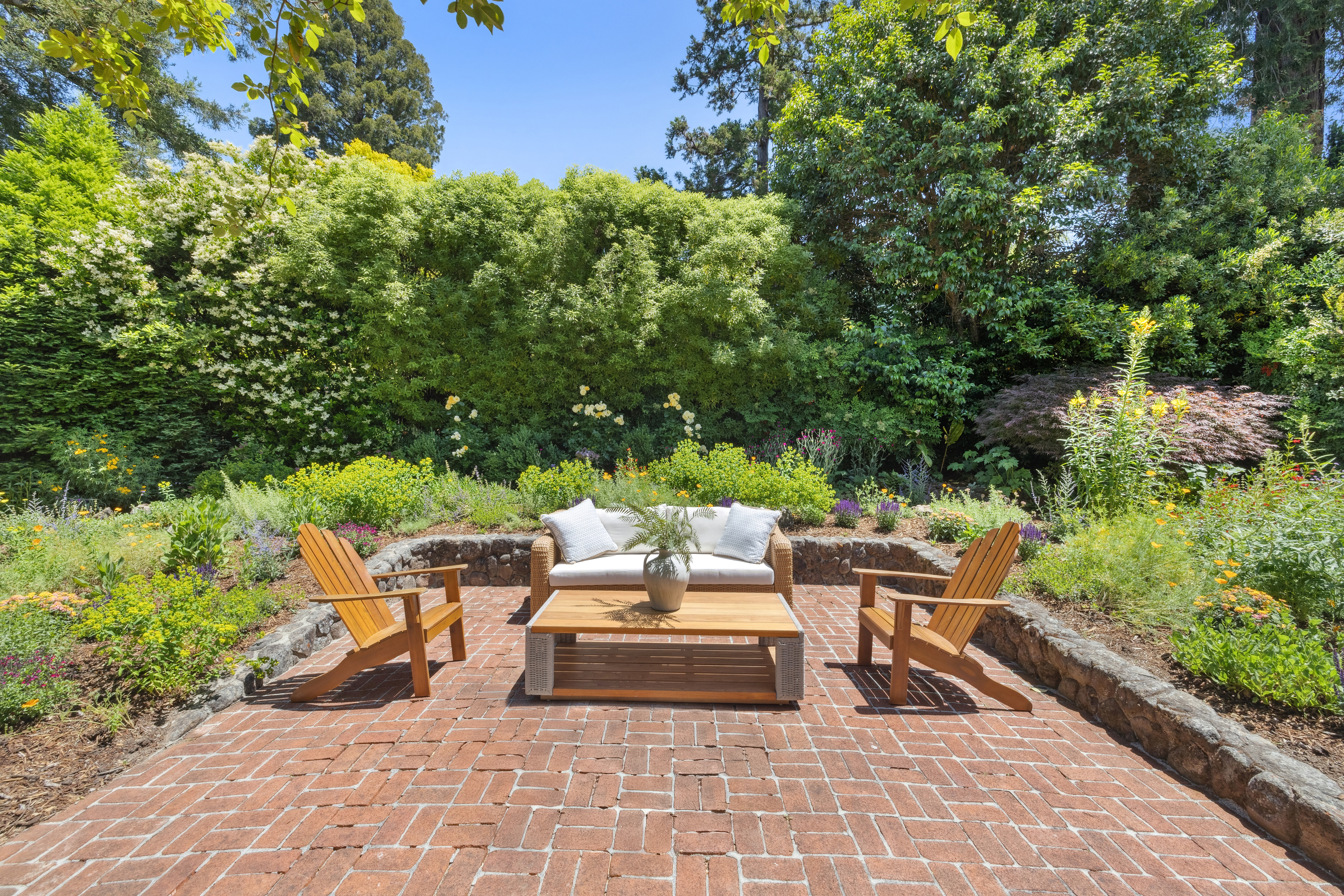 25 Winship Avenue 