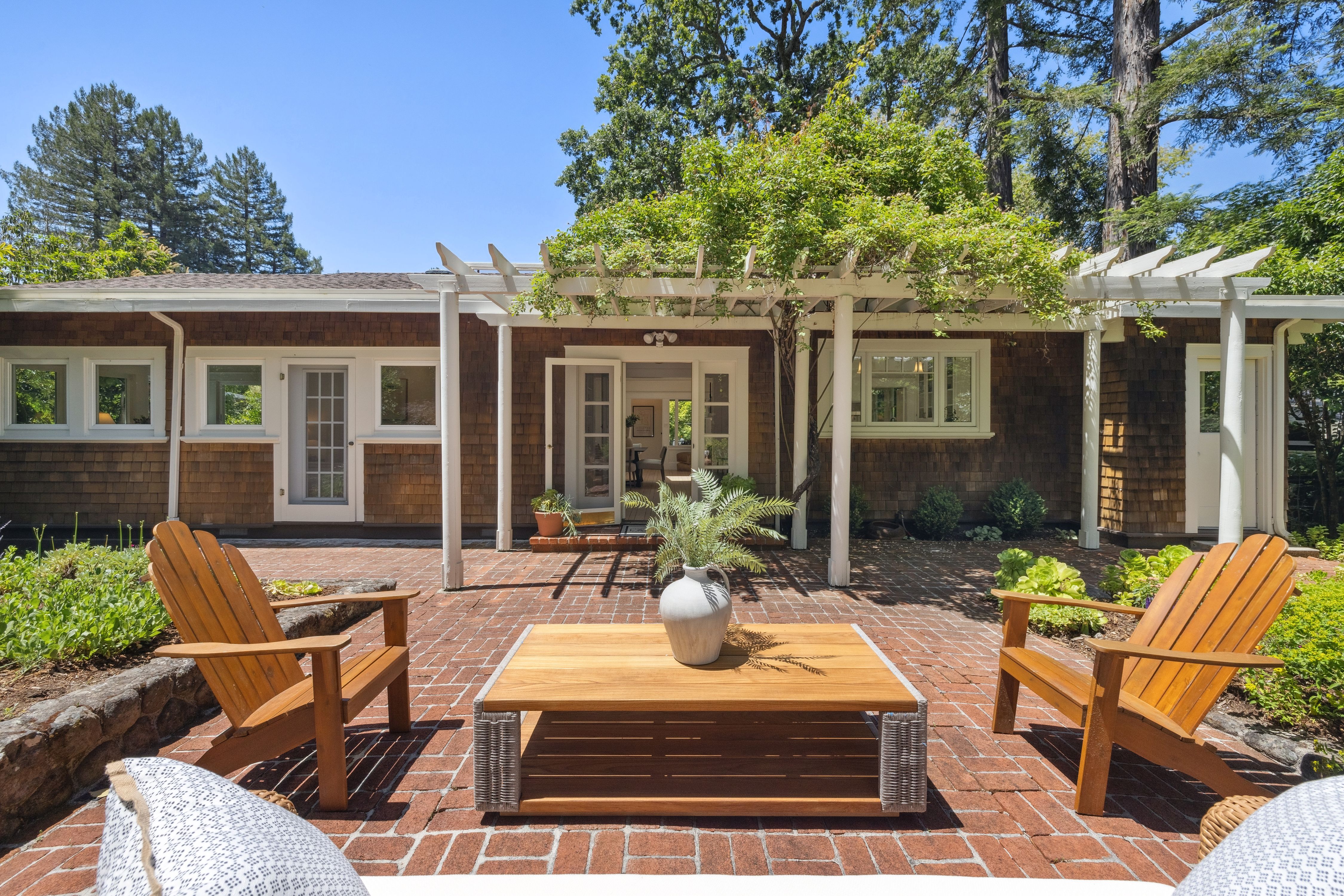 25 Winship Avenue 