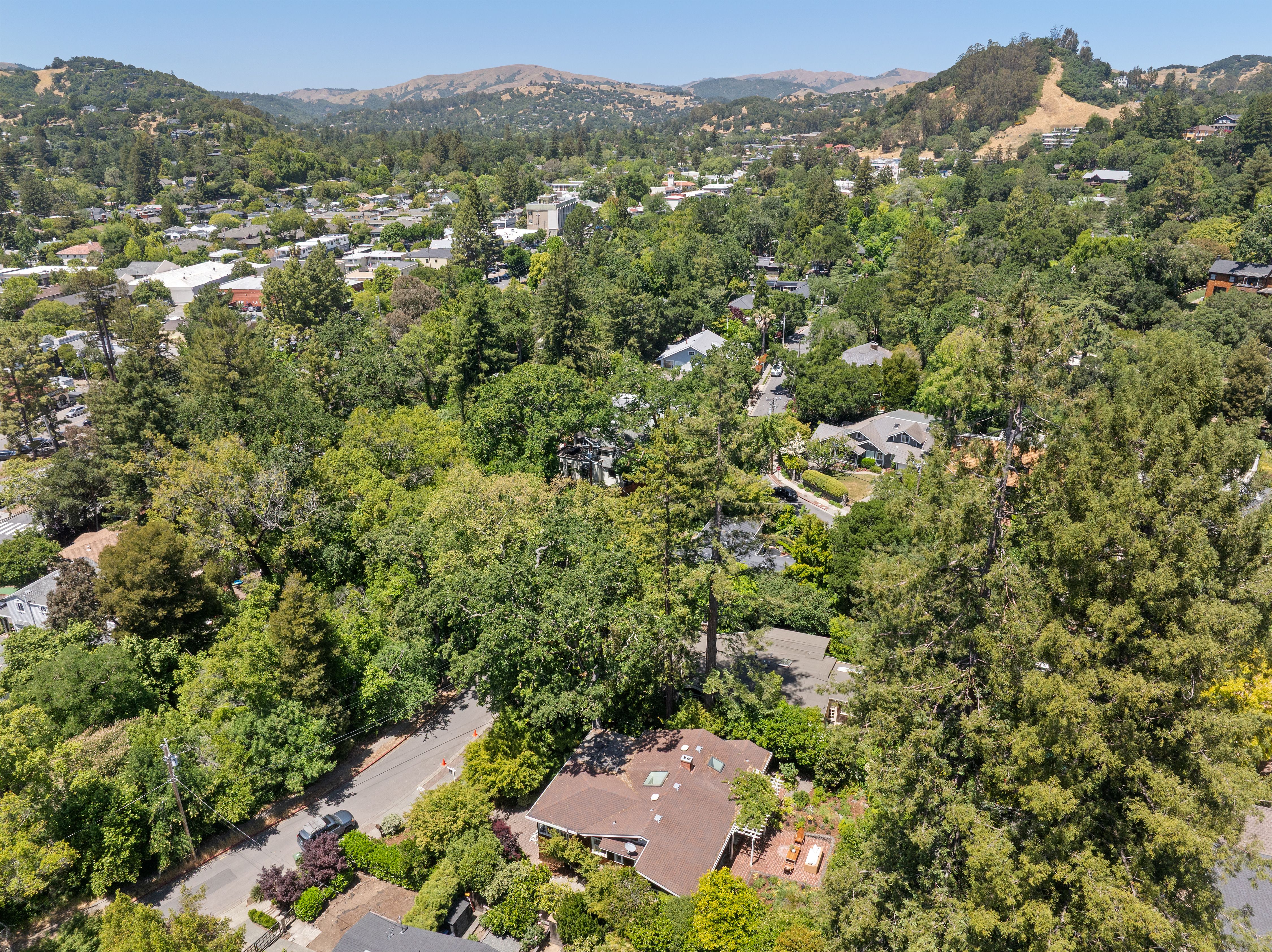 25 Winship Avenue 