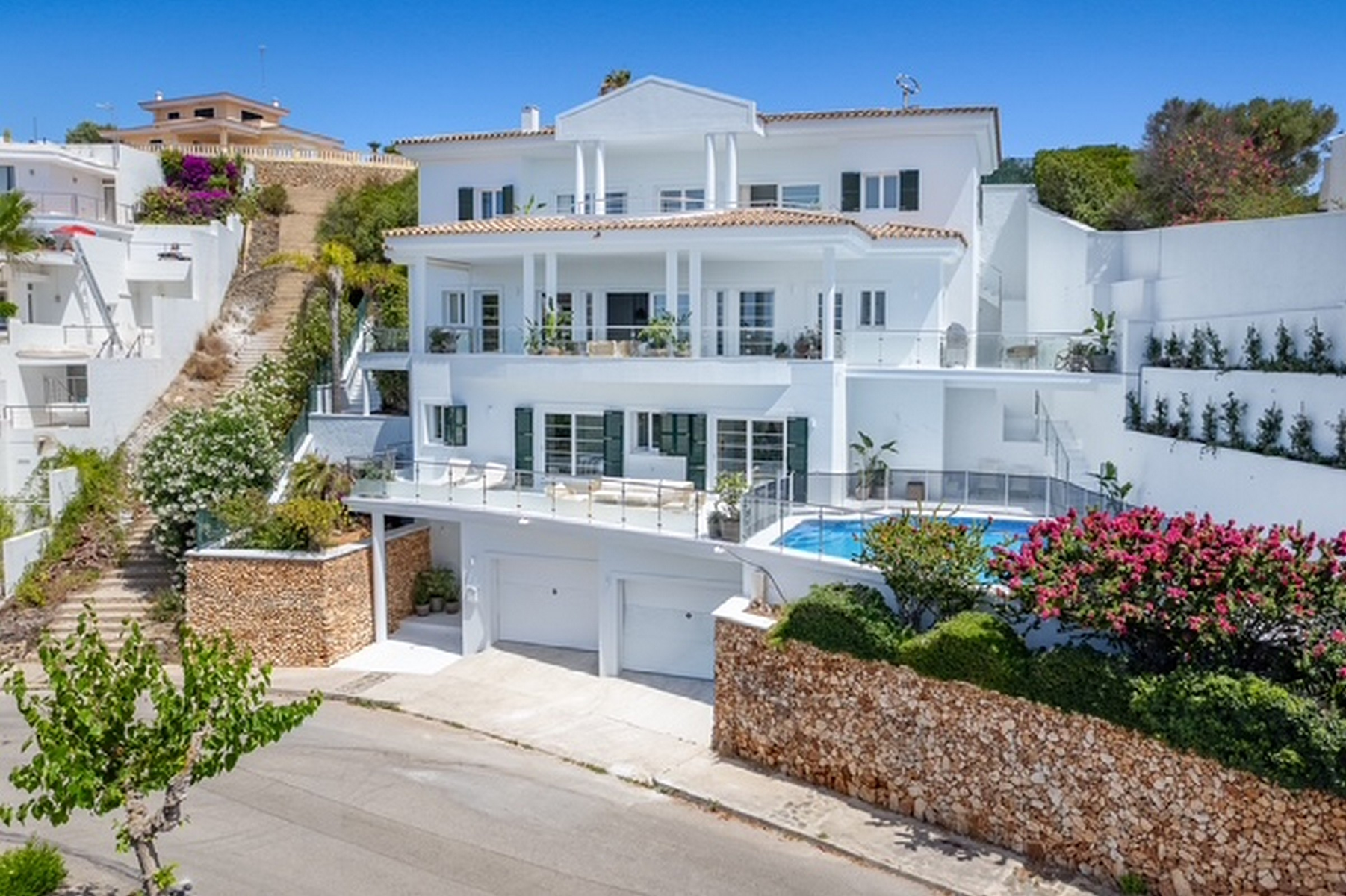 Cala Llonga