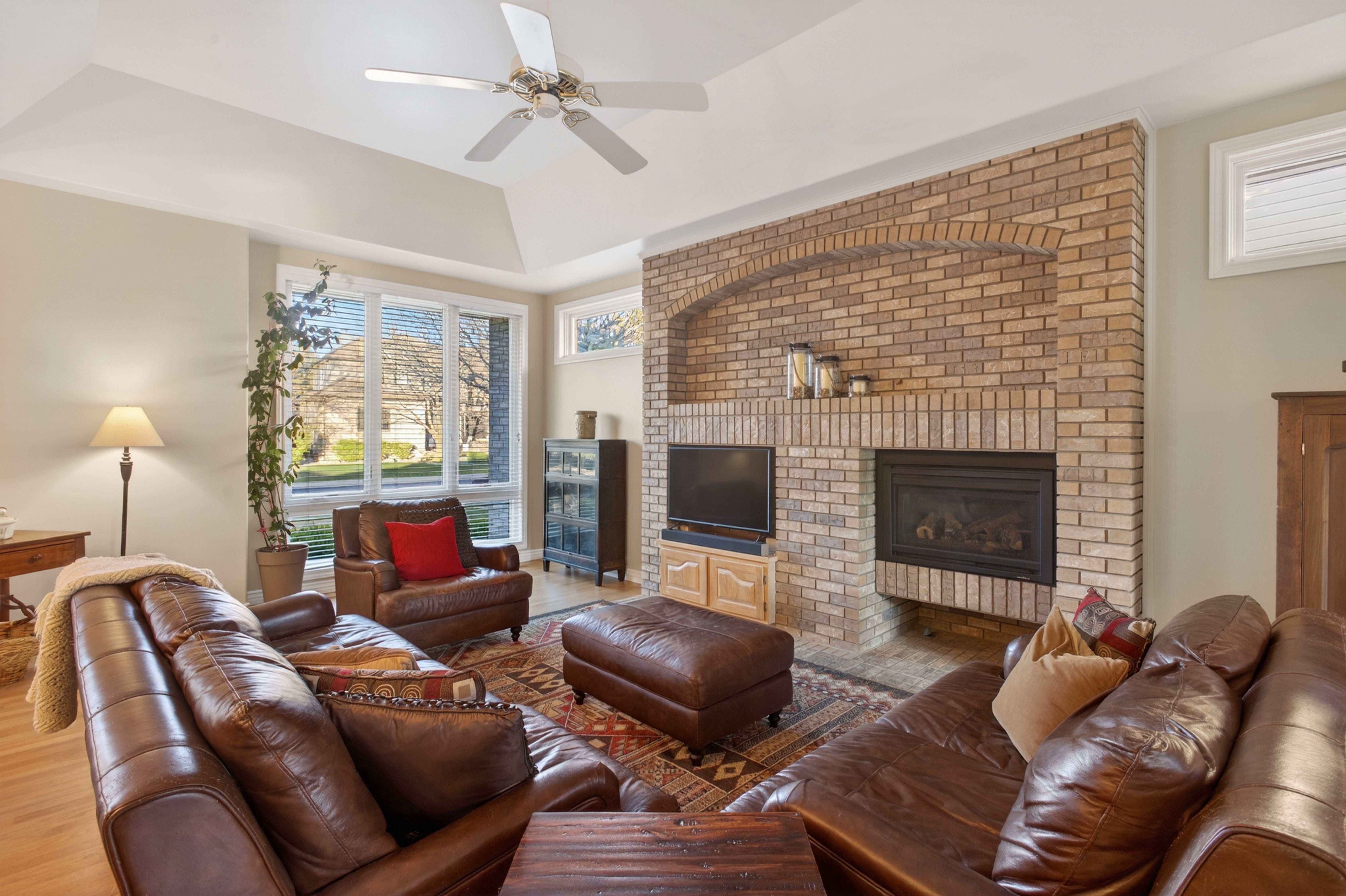 5440 E Mineral Circle