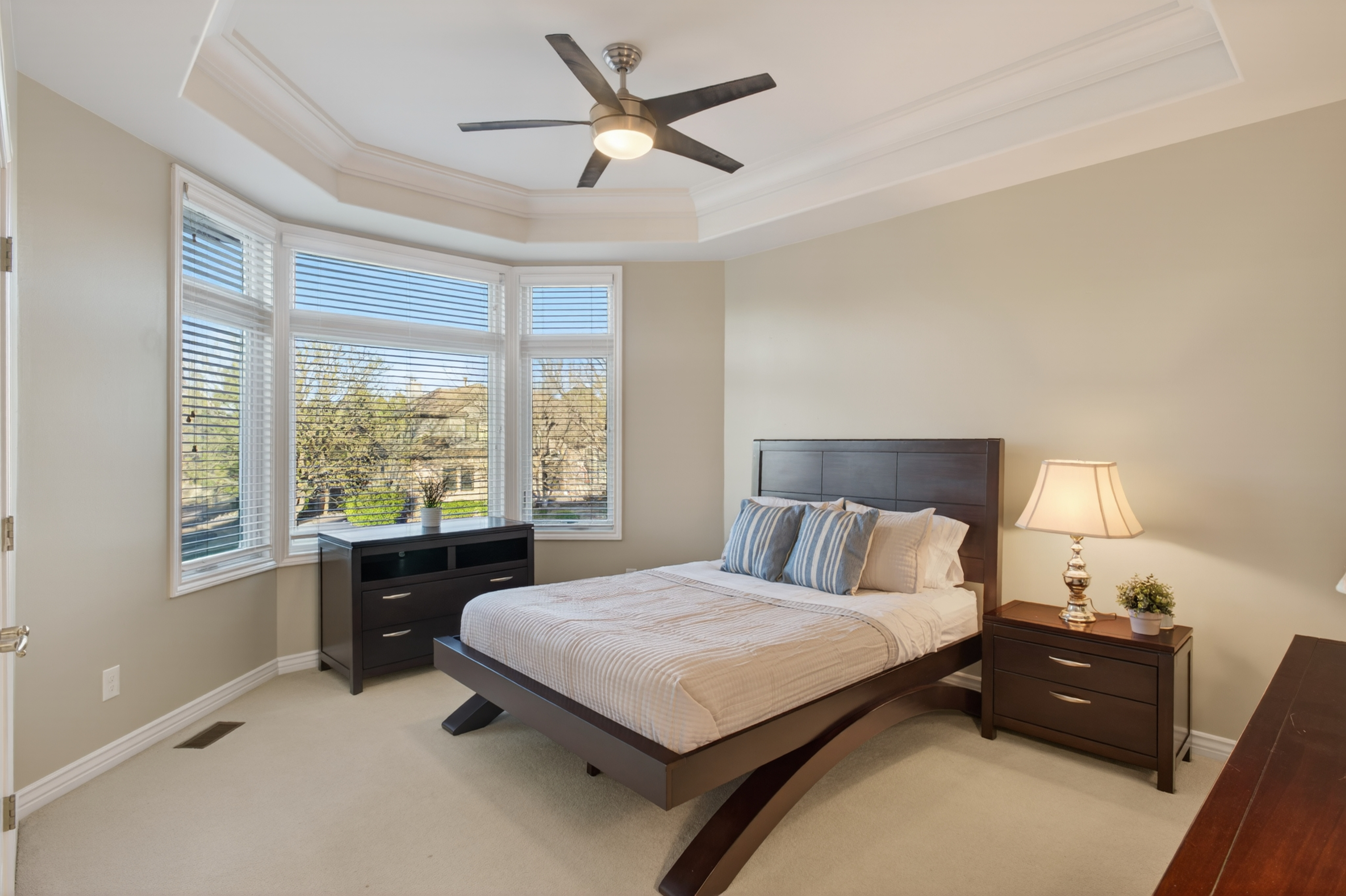 5440 E Mineral Circle