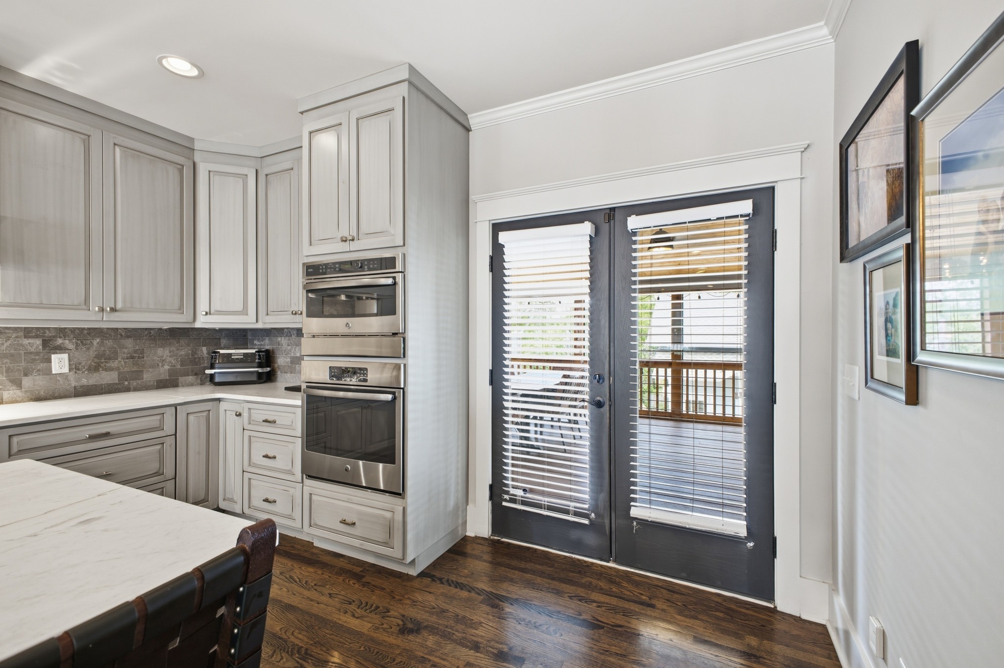 1102 Caldwell Avenue 