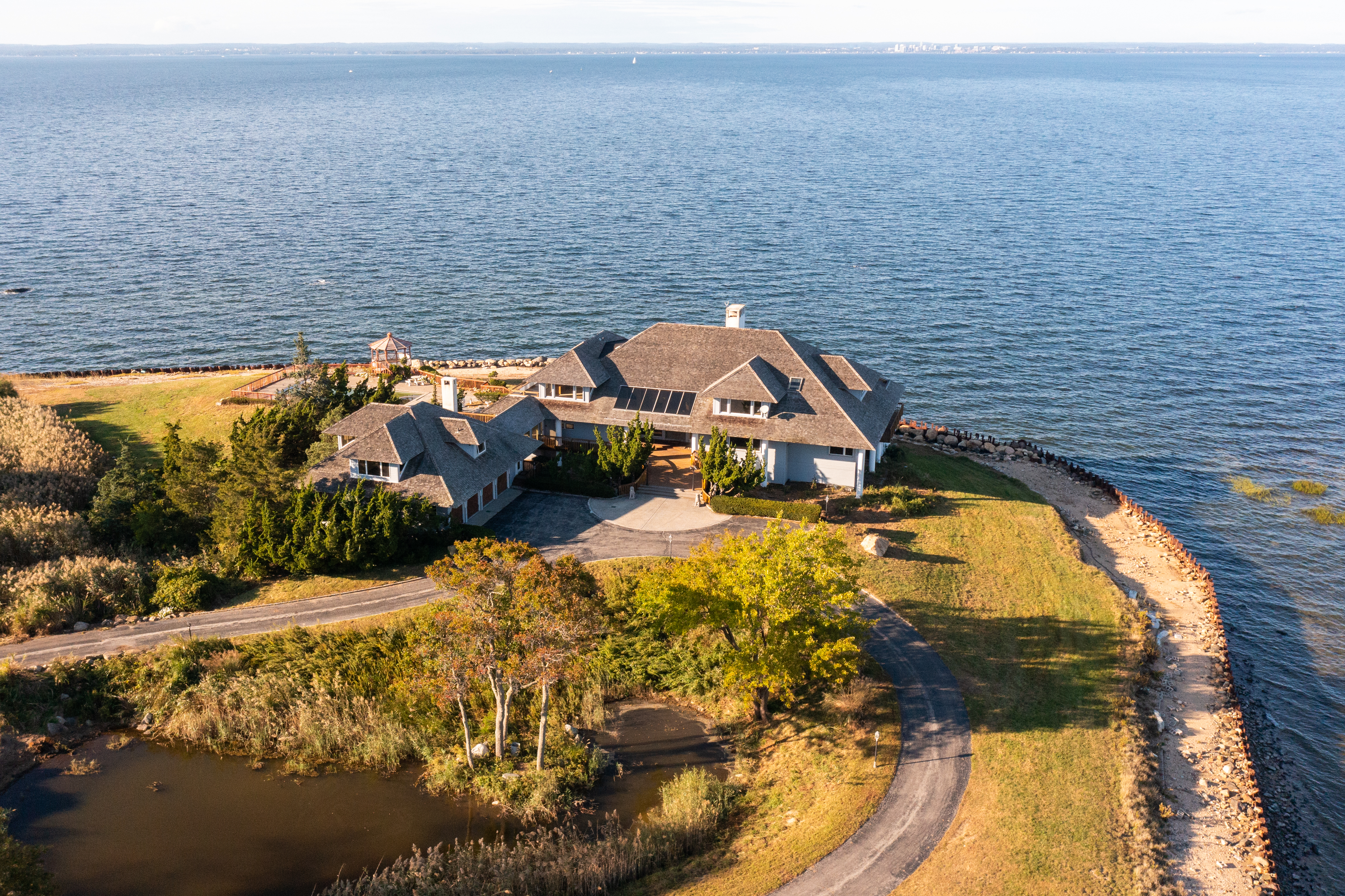 105A Centre Island Road