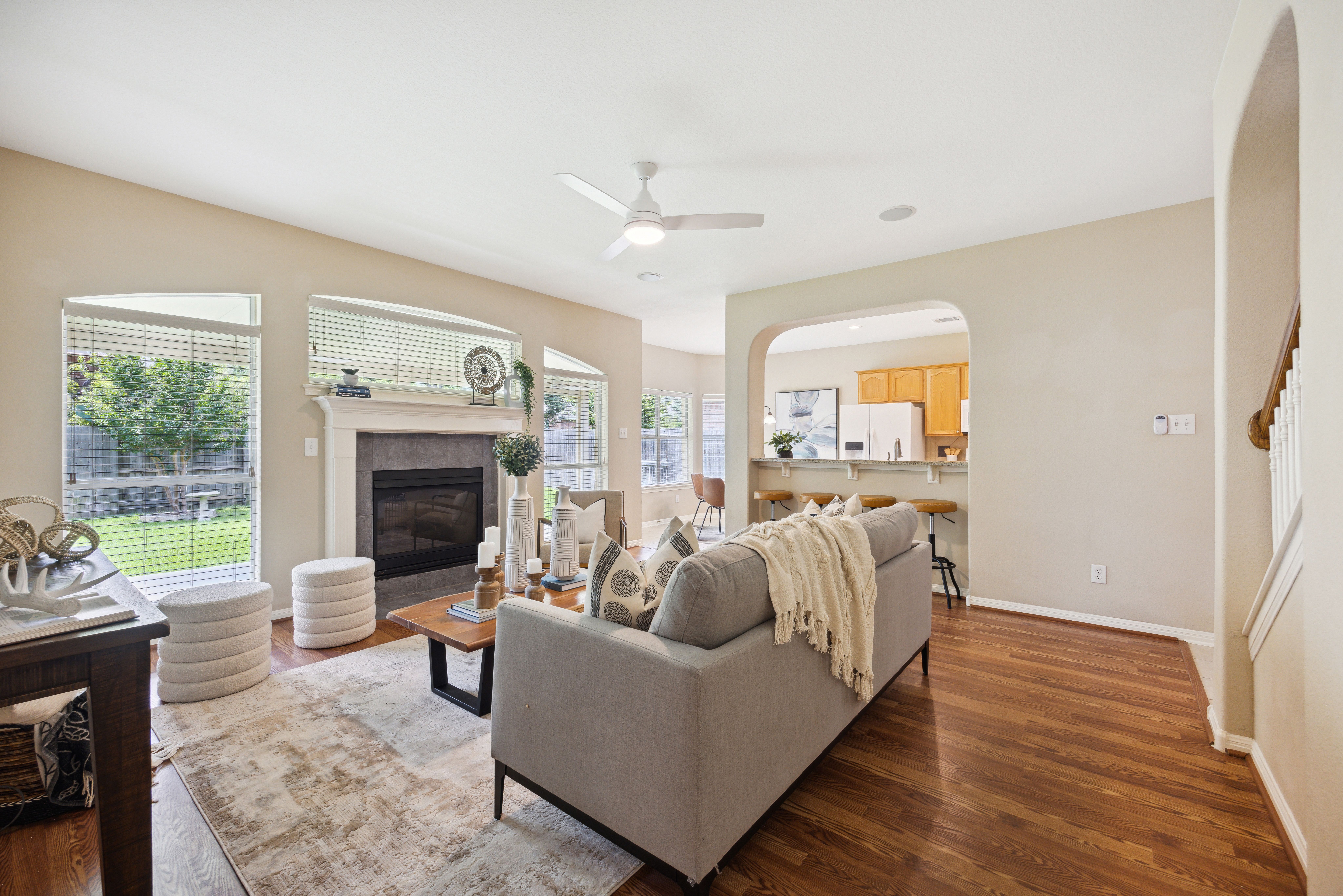 7103 West Magic Mountain Lane 