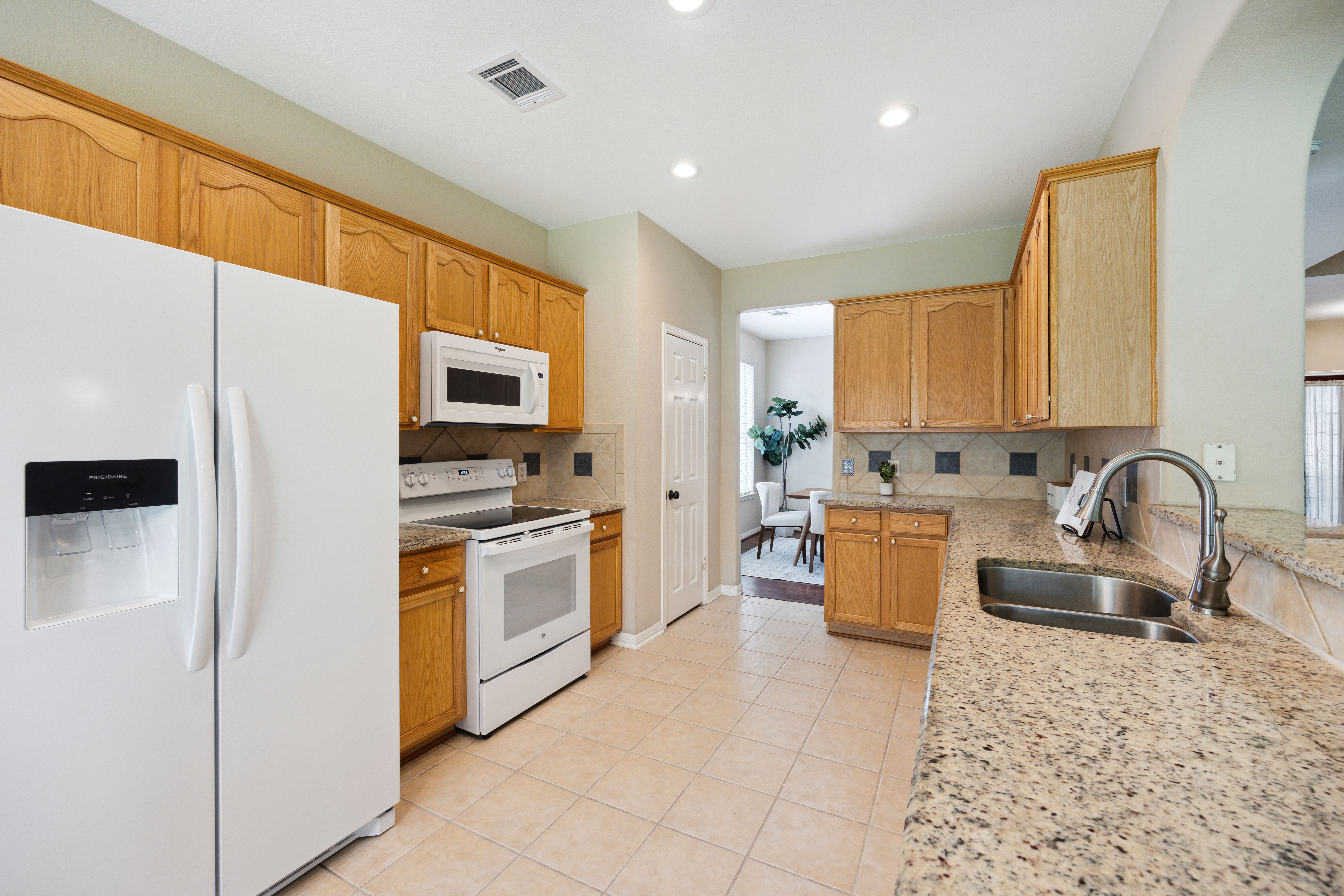 7103 West Magic Mountain Lane 