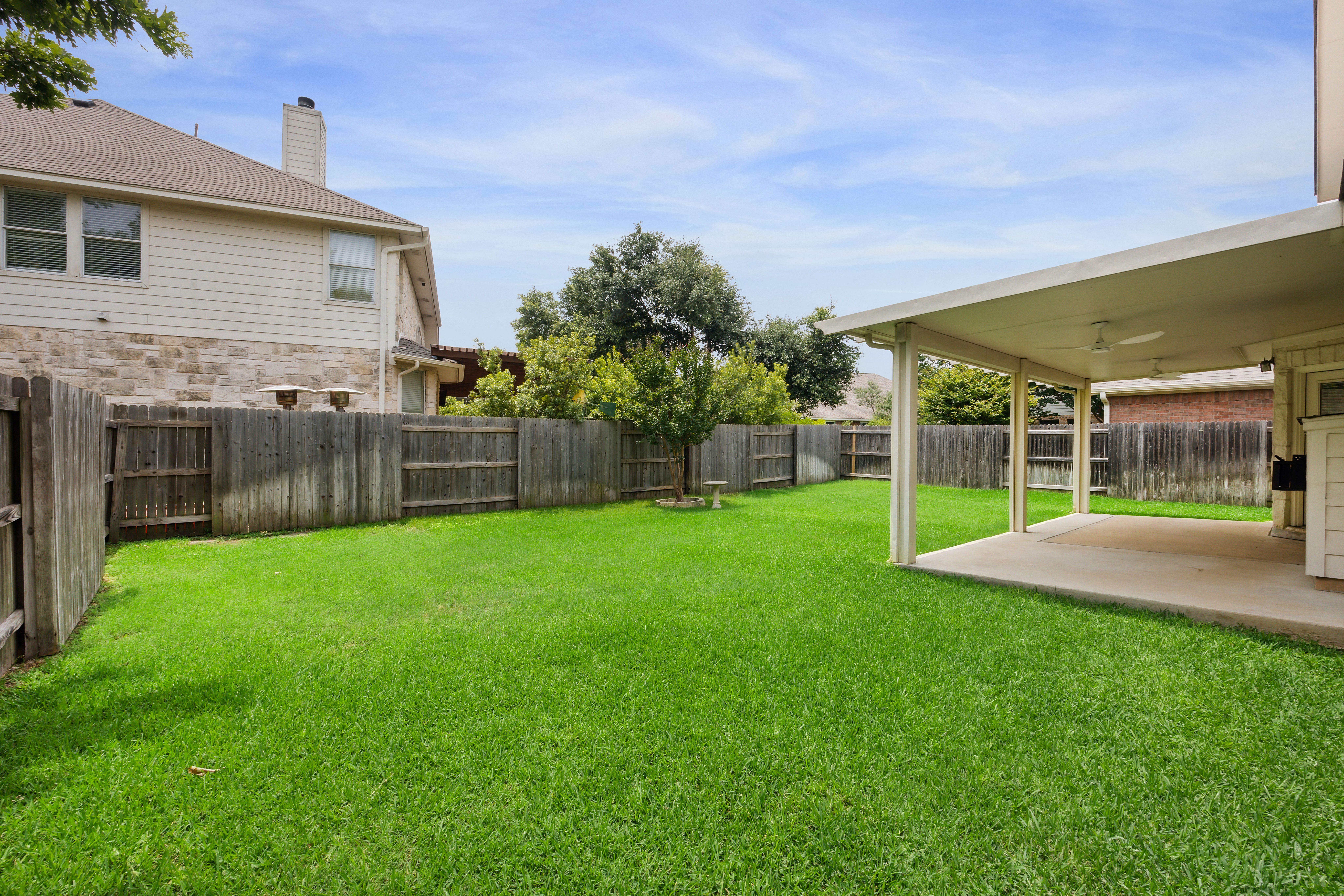 7103 West Magic Mountain Lane 