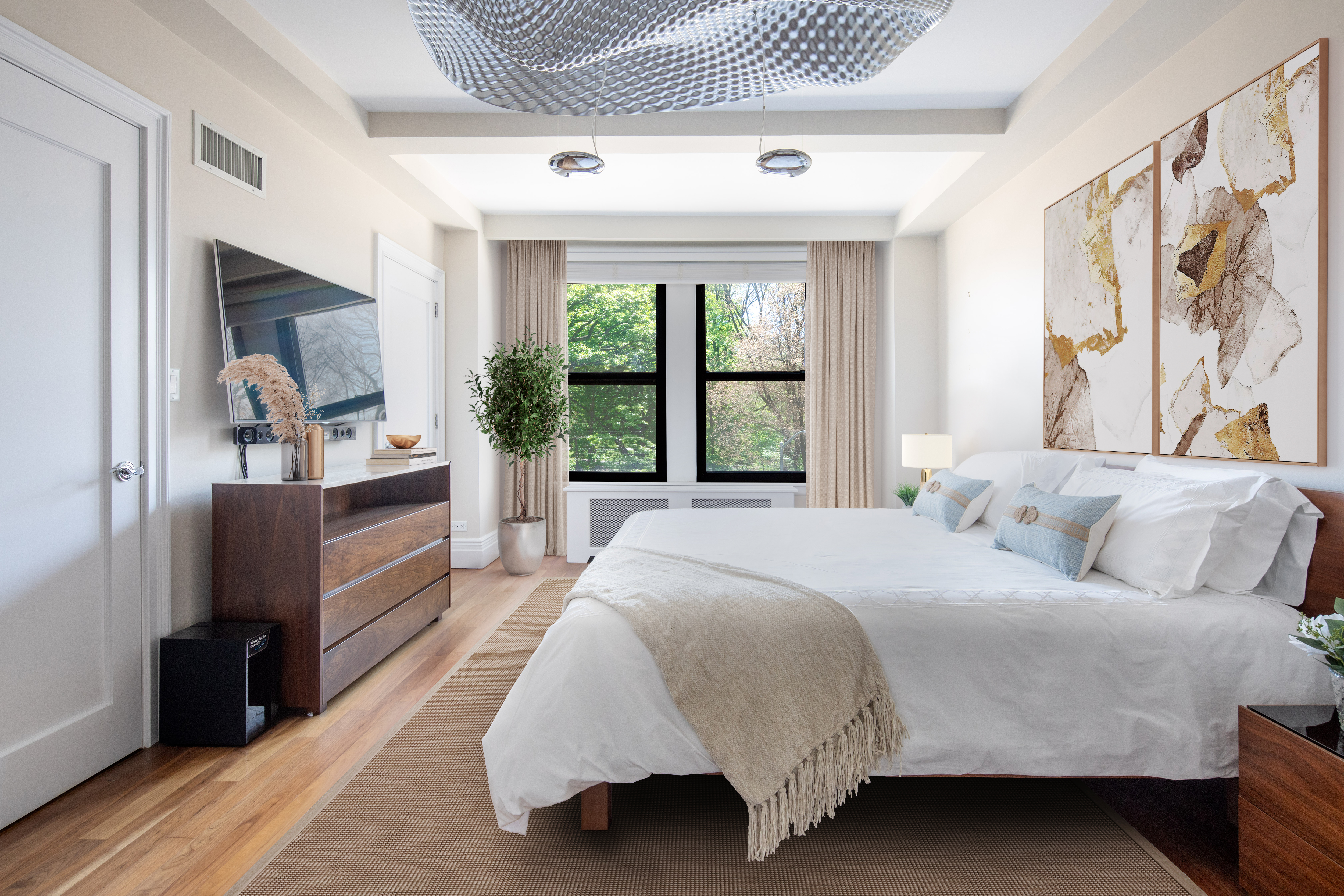 327 Central Park West 4A