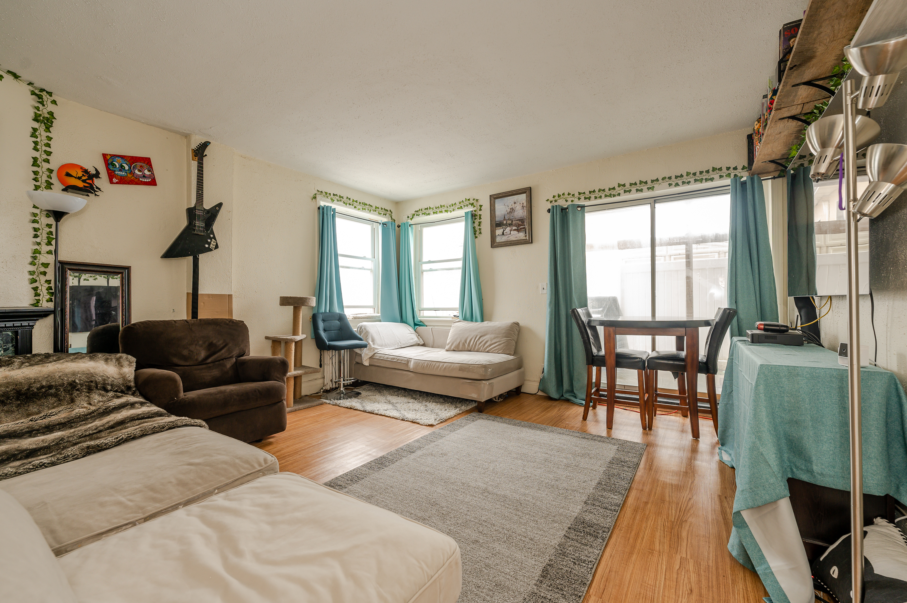 1207 W Park Avenue