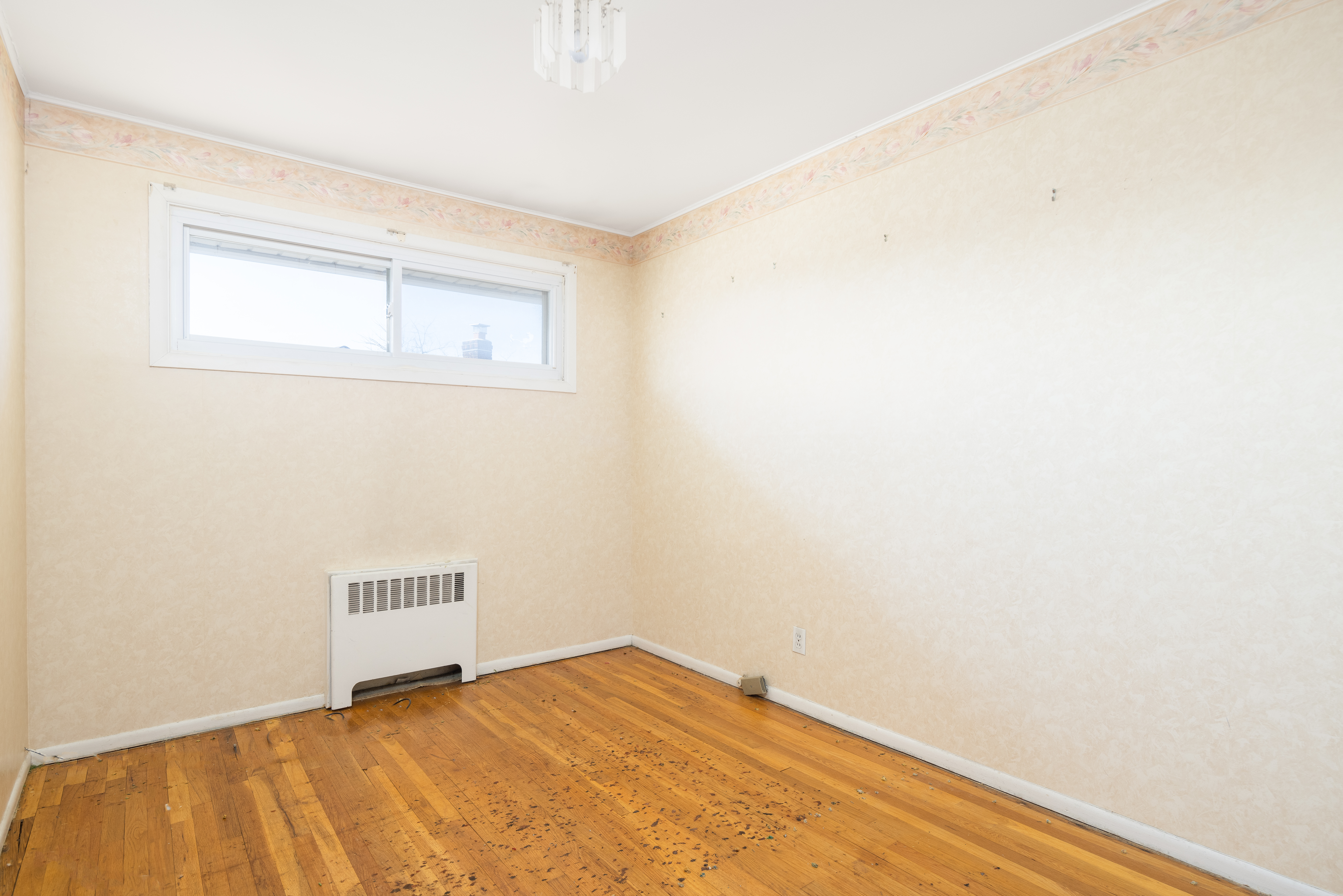 657 Kildare Crescent