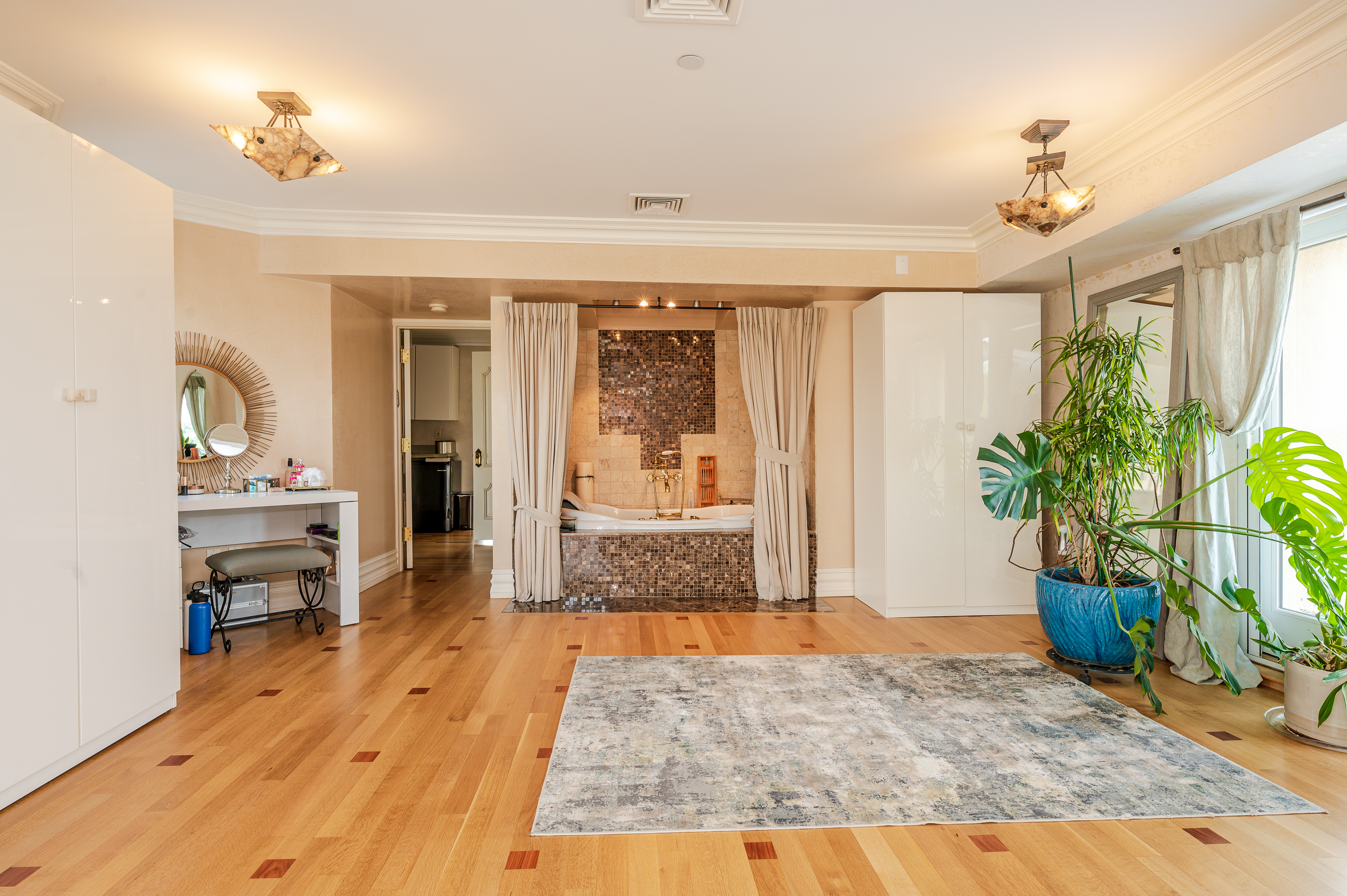 55 Thixton Drive 