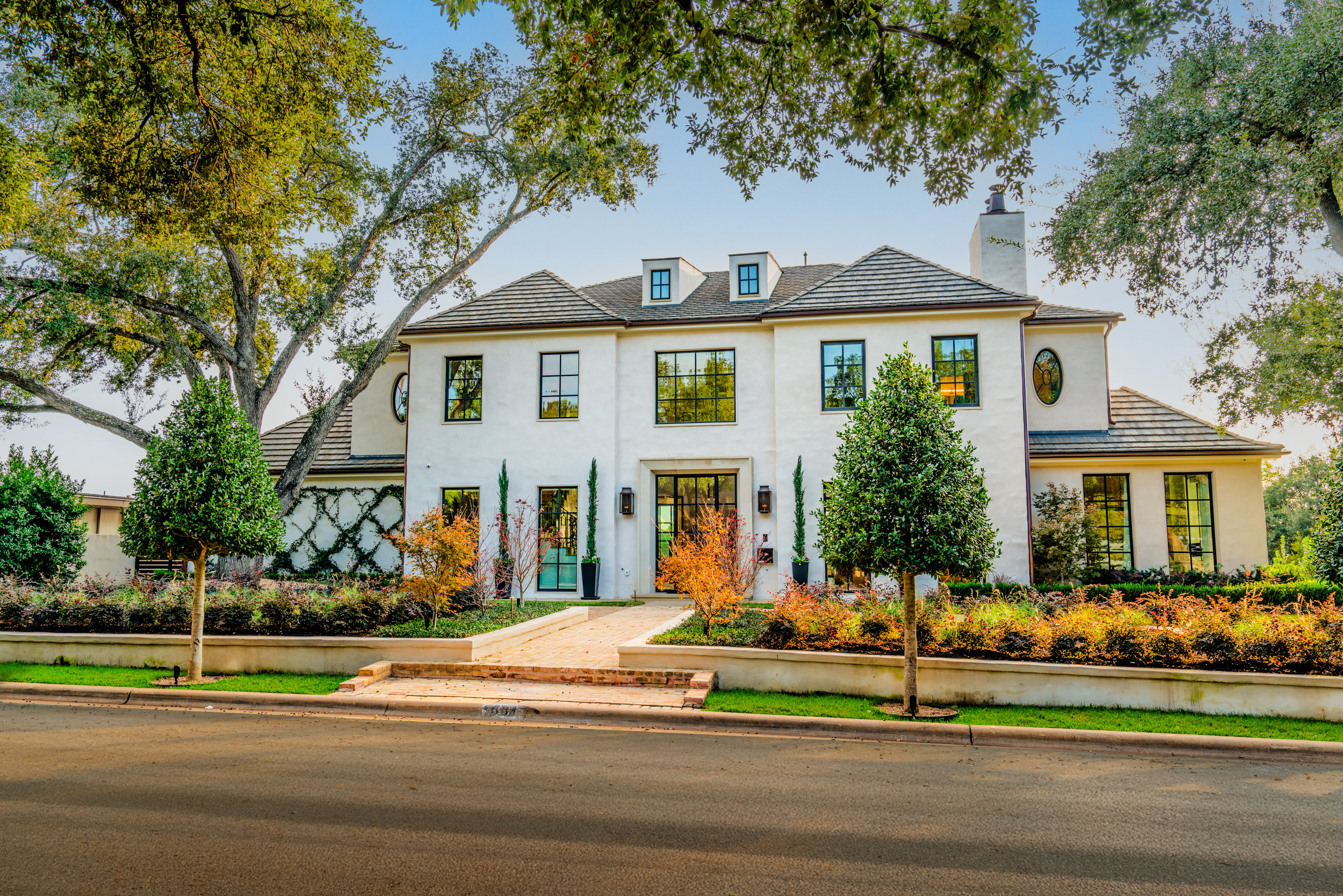 3701 Eastledge Drive 