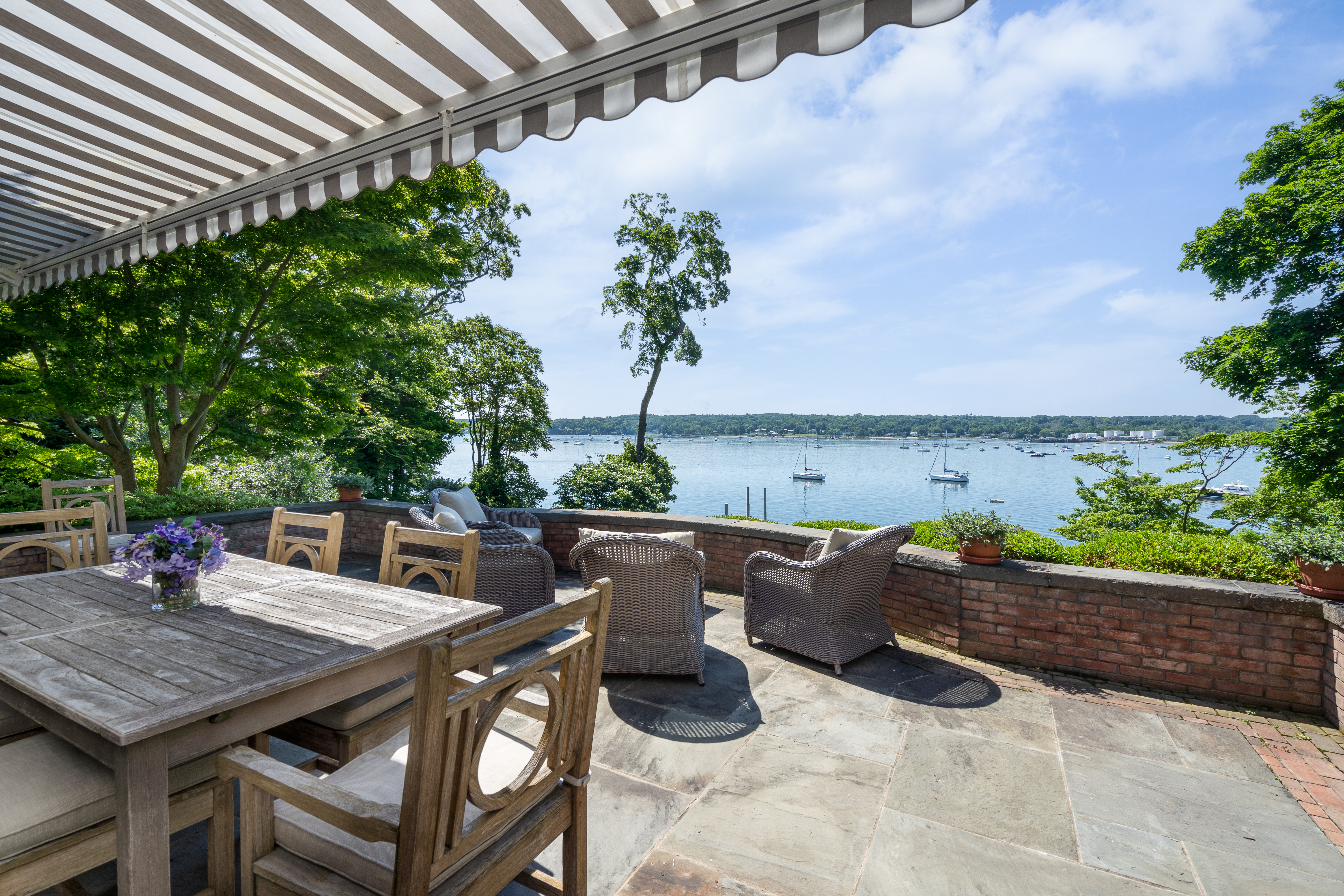 514 Centre Island Road