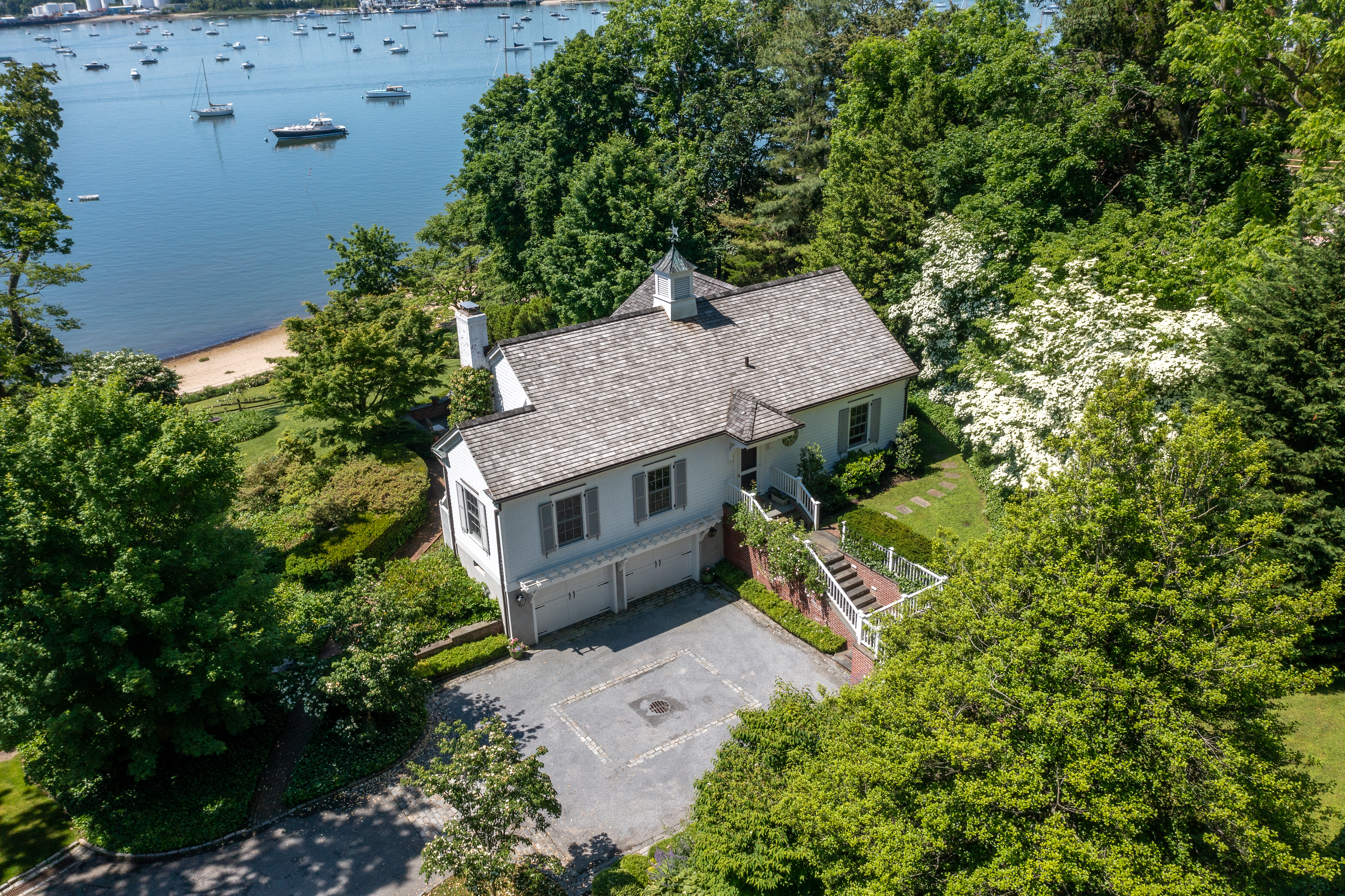 514 Centre Island Road
