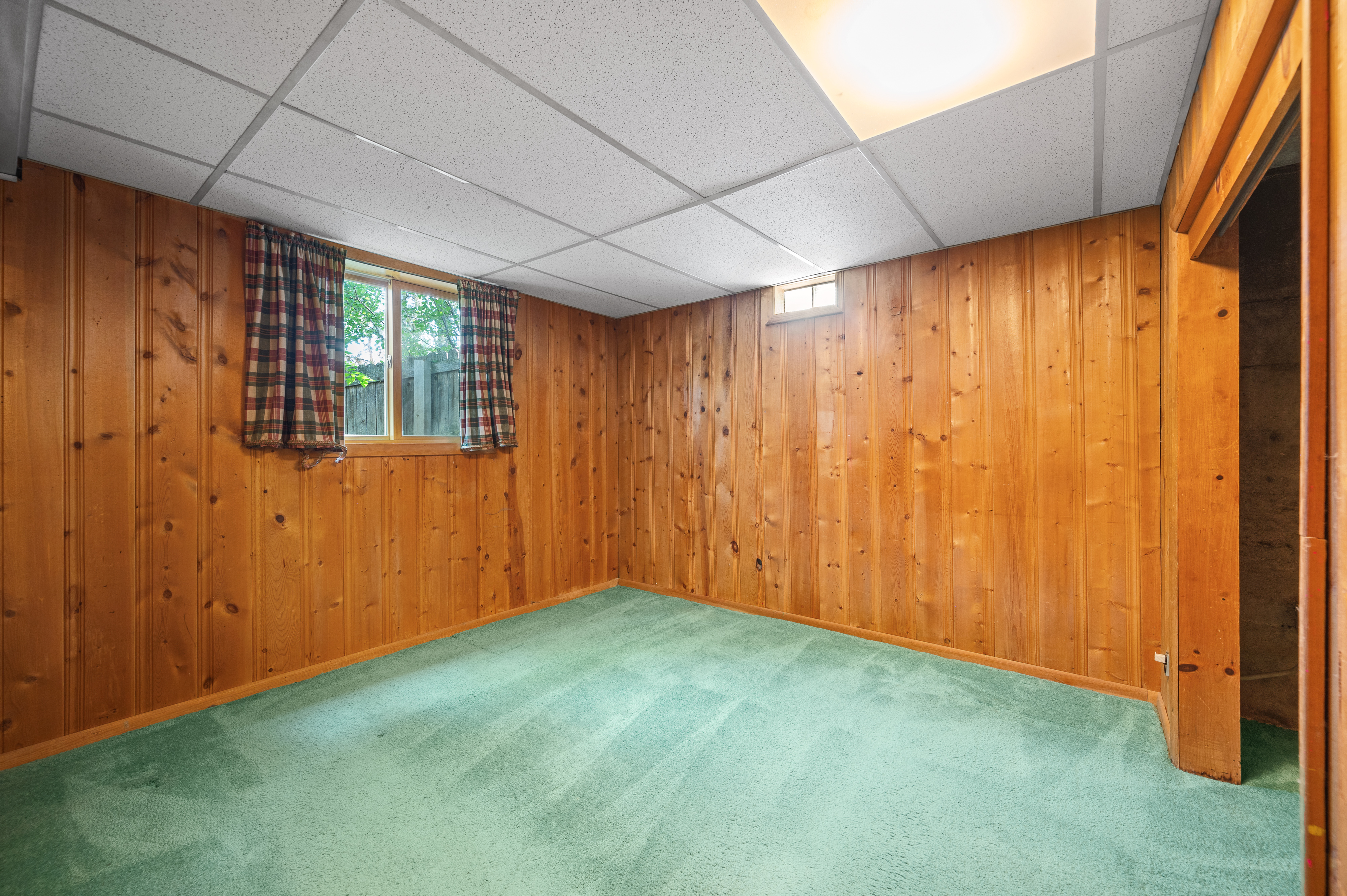 1713 W. Ridge Rd. 