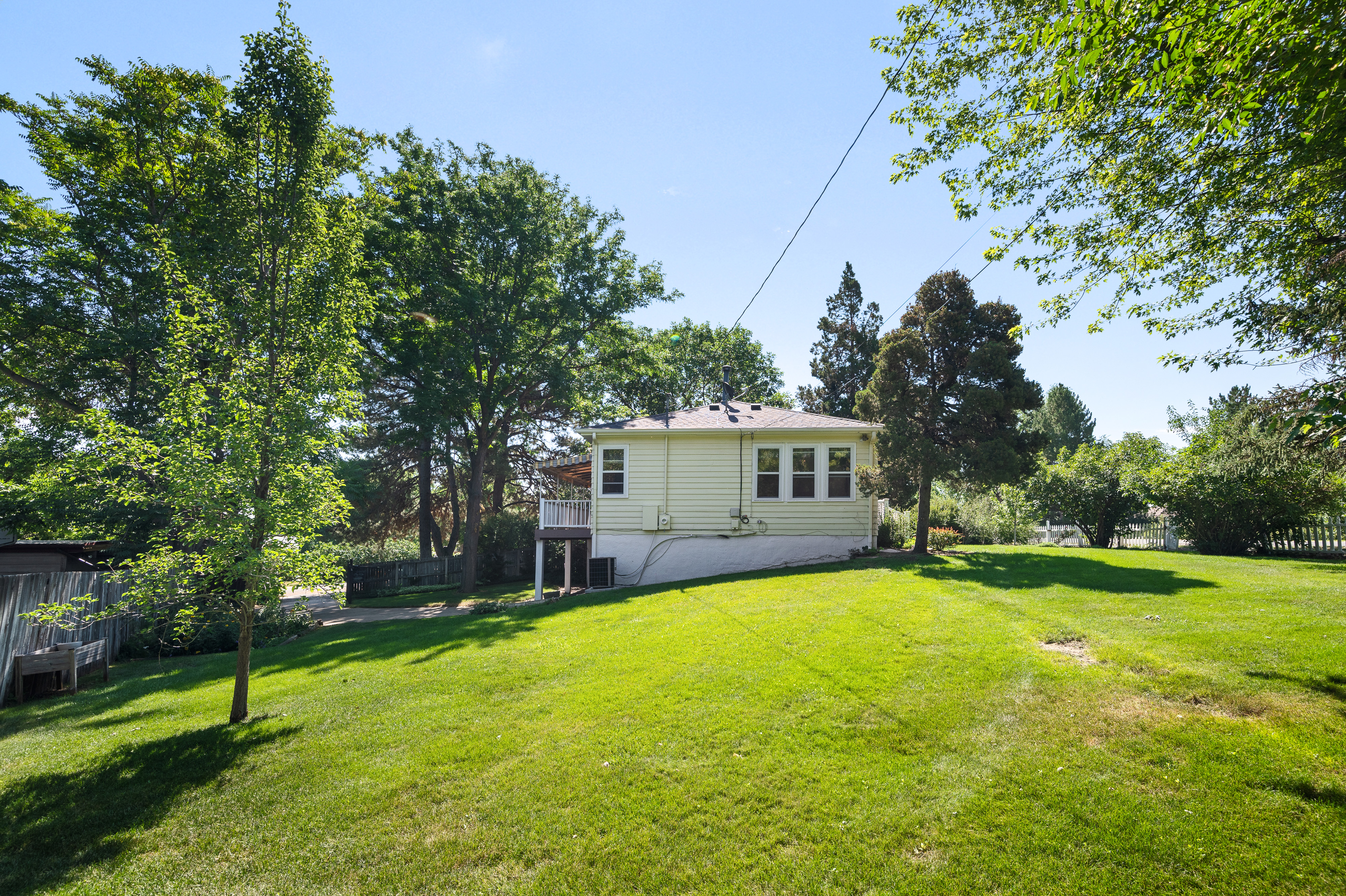 1713 W. Ridge Rd. 