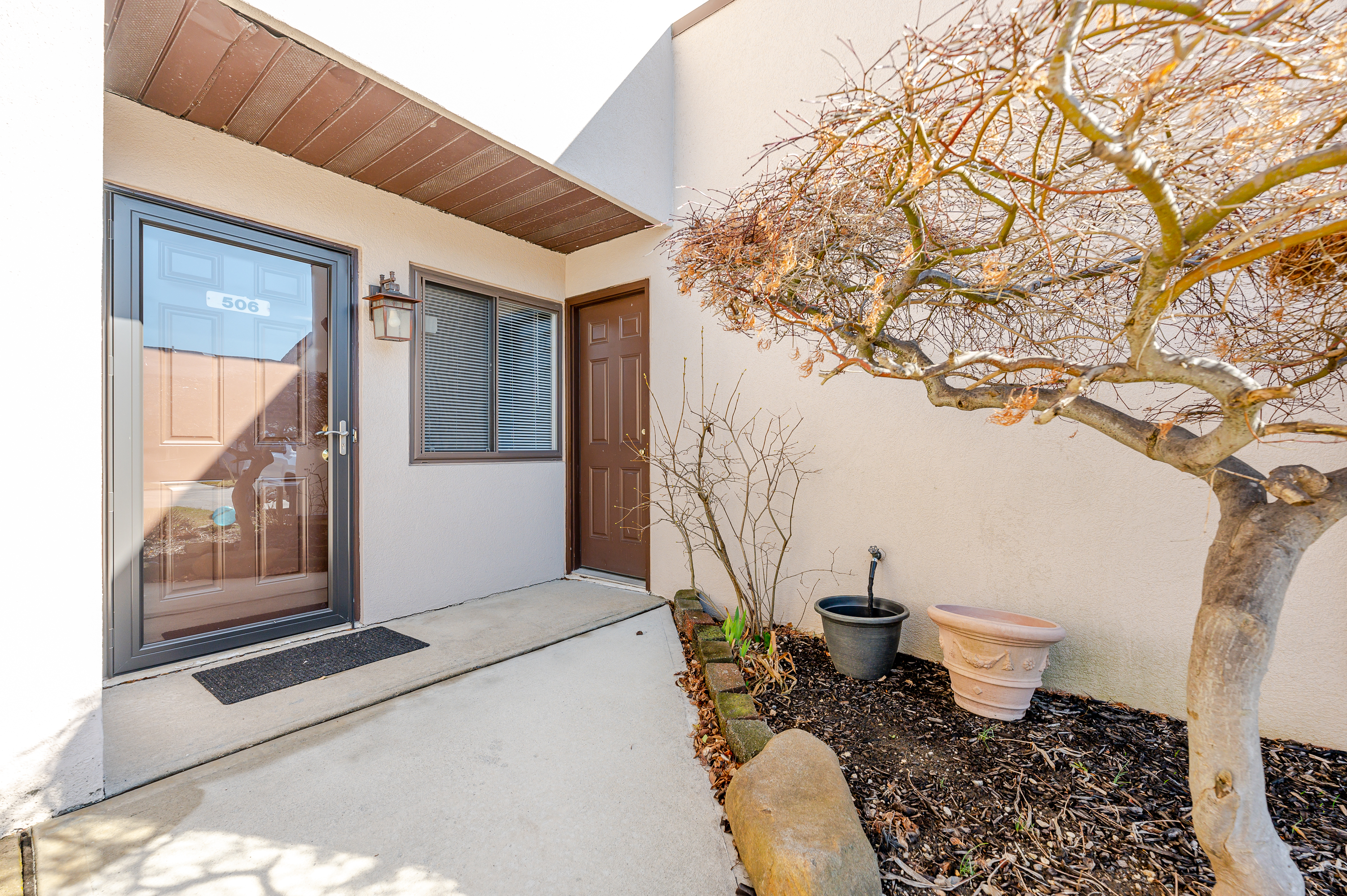 1 Anchorage Way , 506