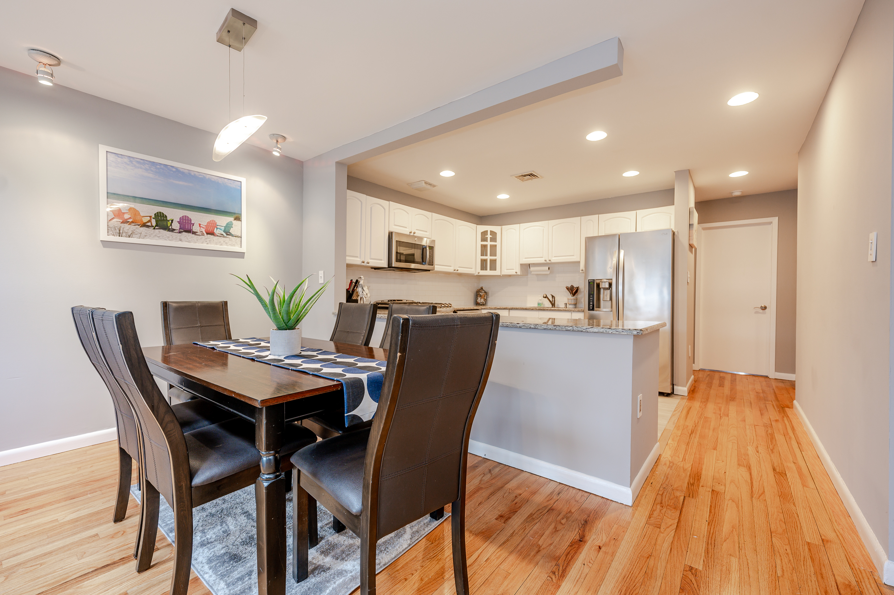 67 Pacific Boulevard , Upper