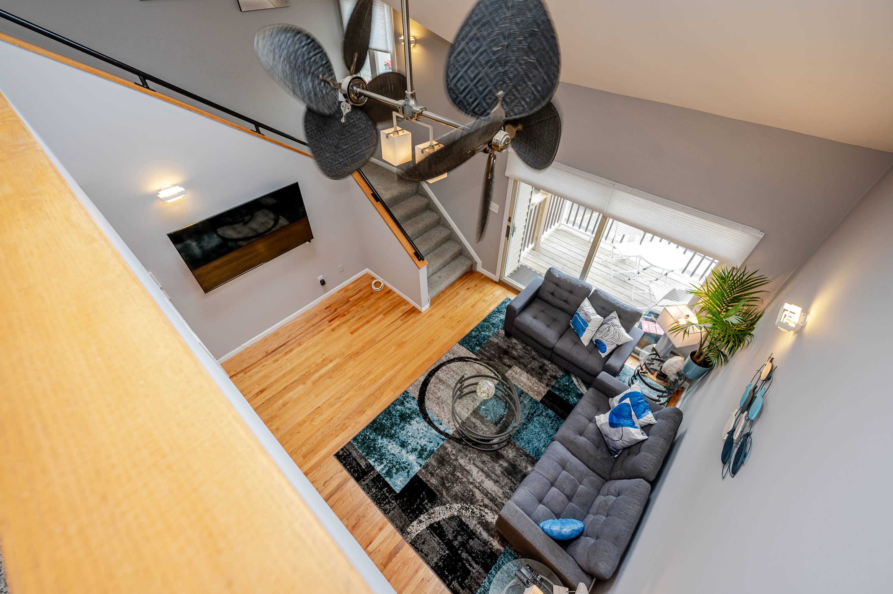 67 Pacific Boulevard , Upper