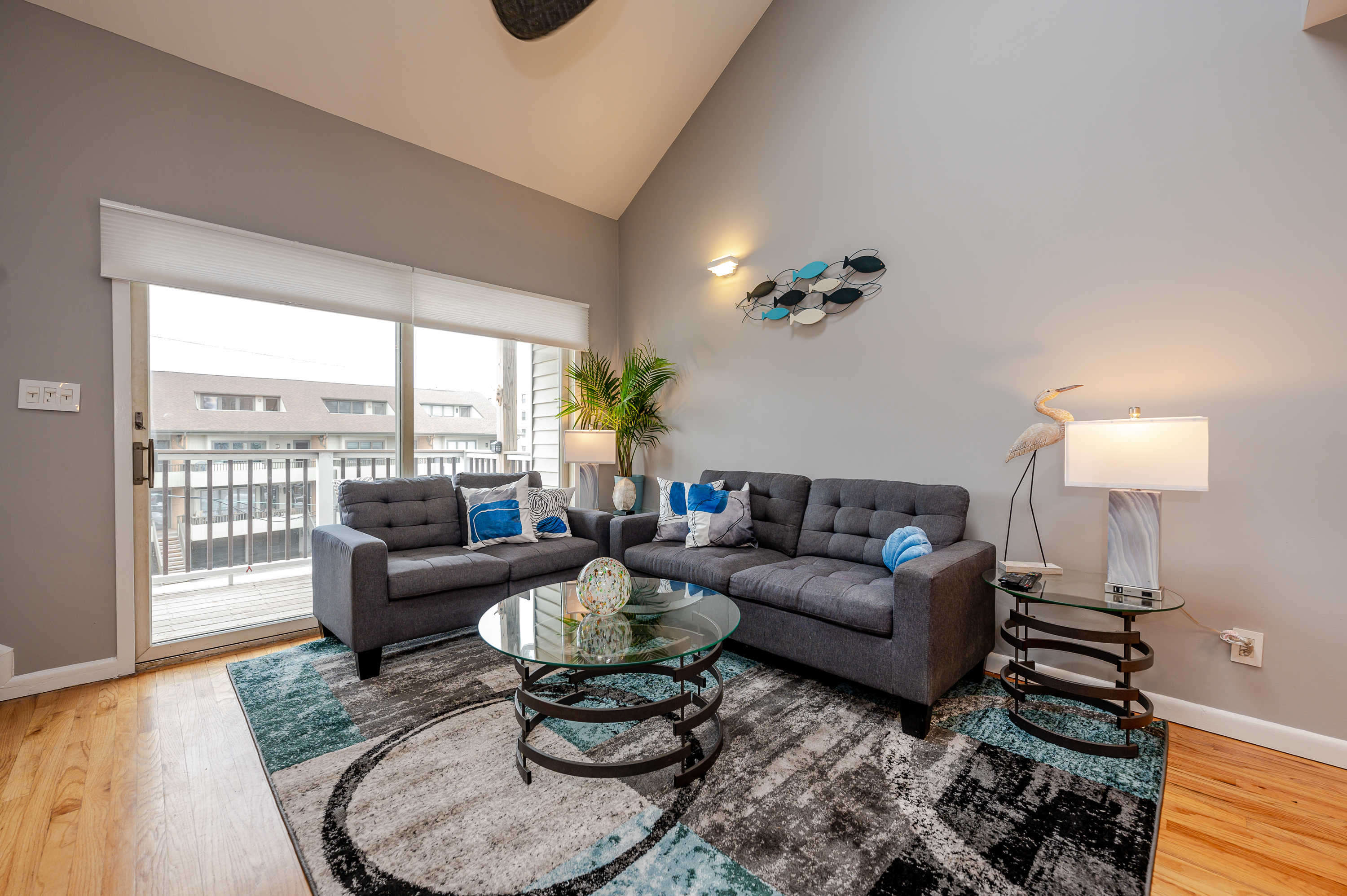 67 Pacific Boulevard , Upper