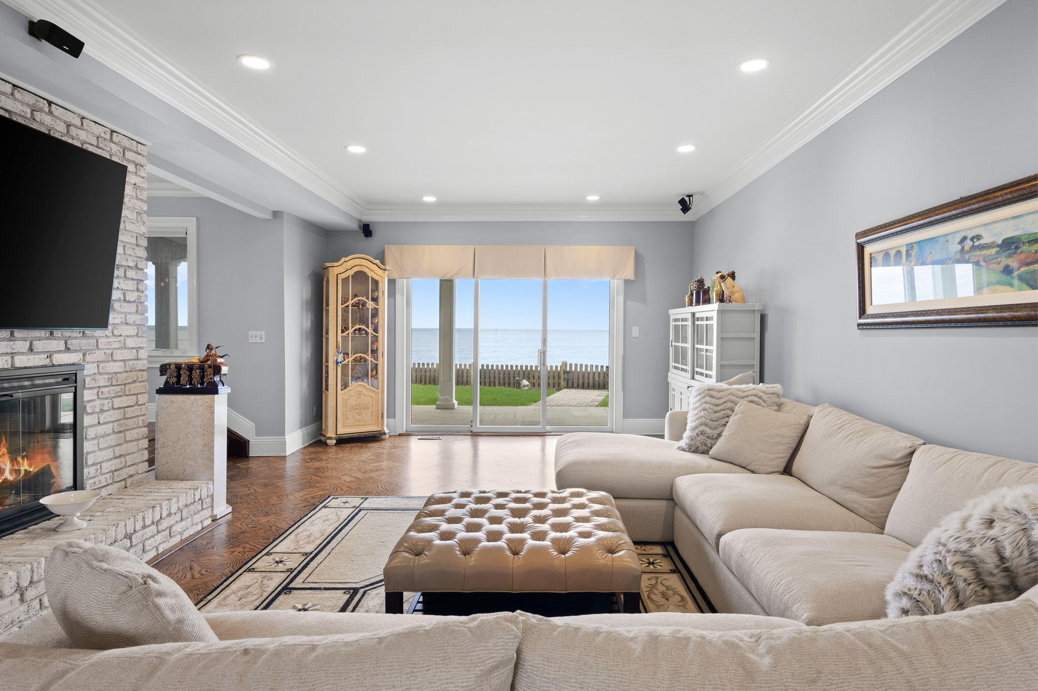 23 Oak Shore Drive