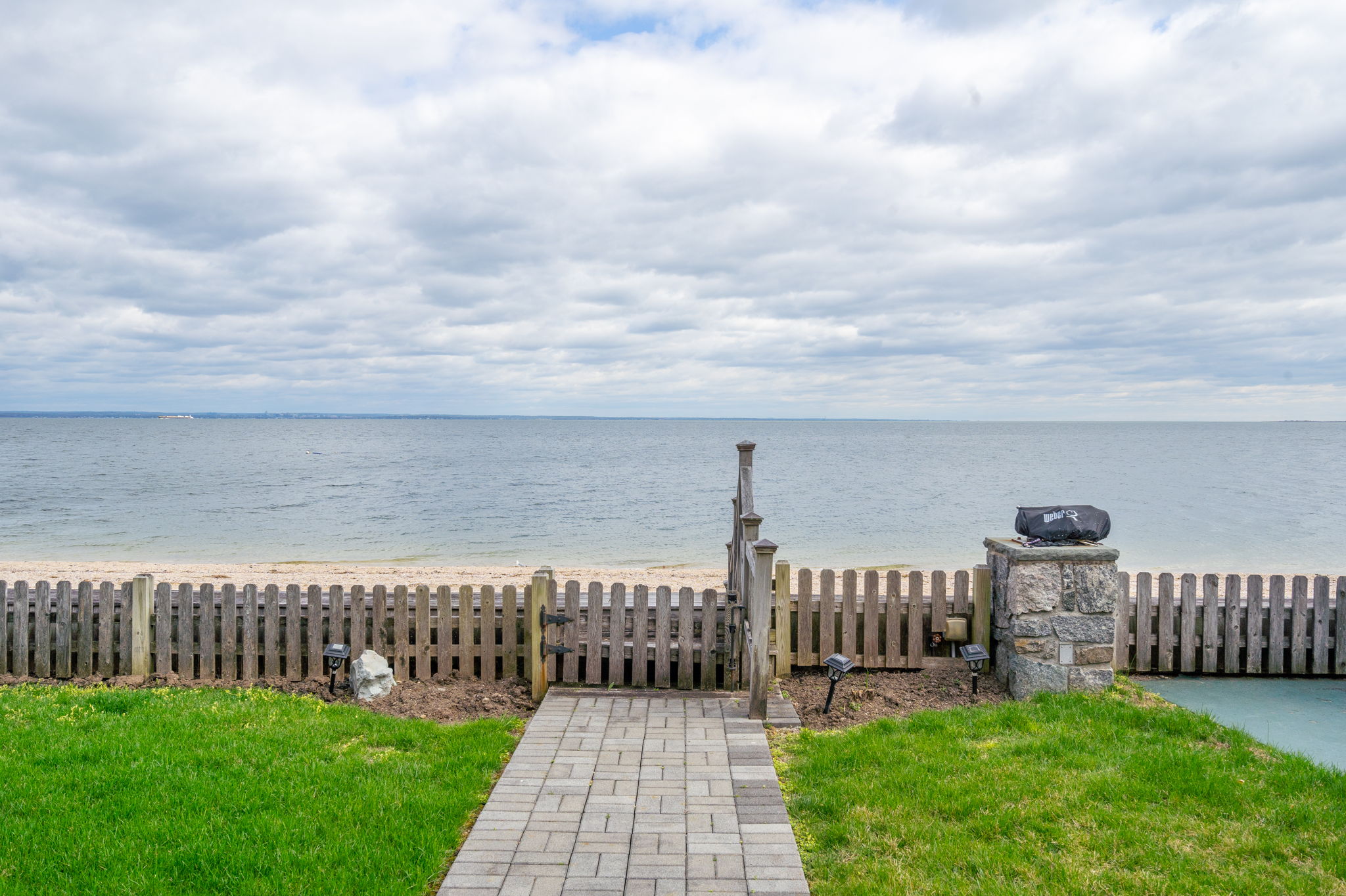 23 Oak Shore Drive