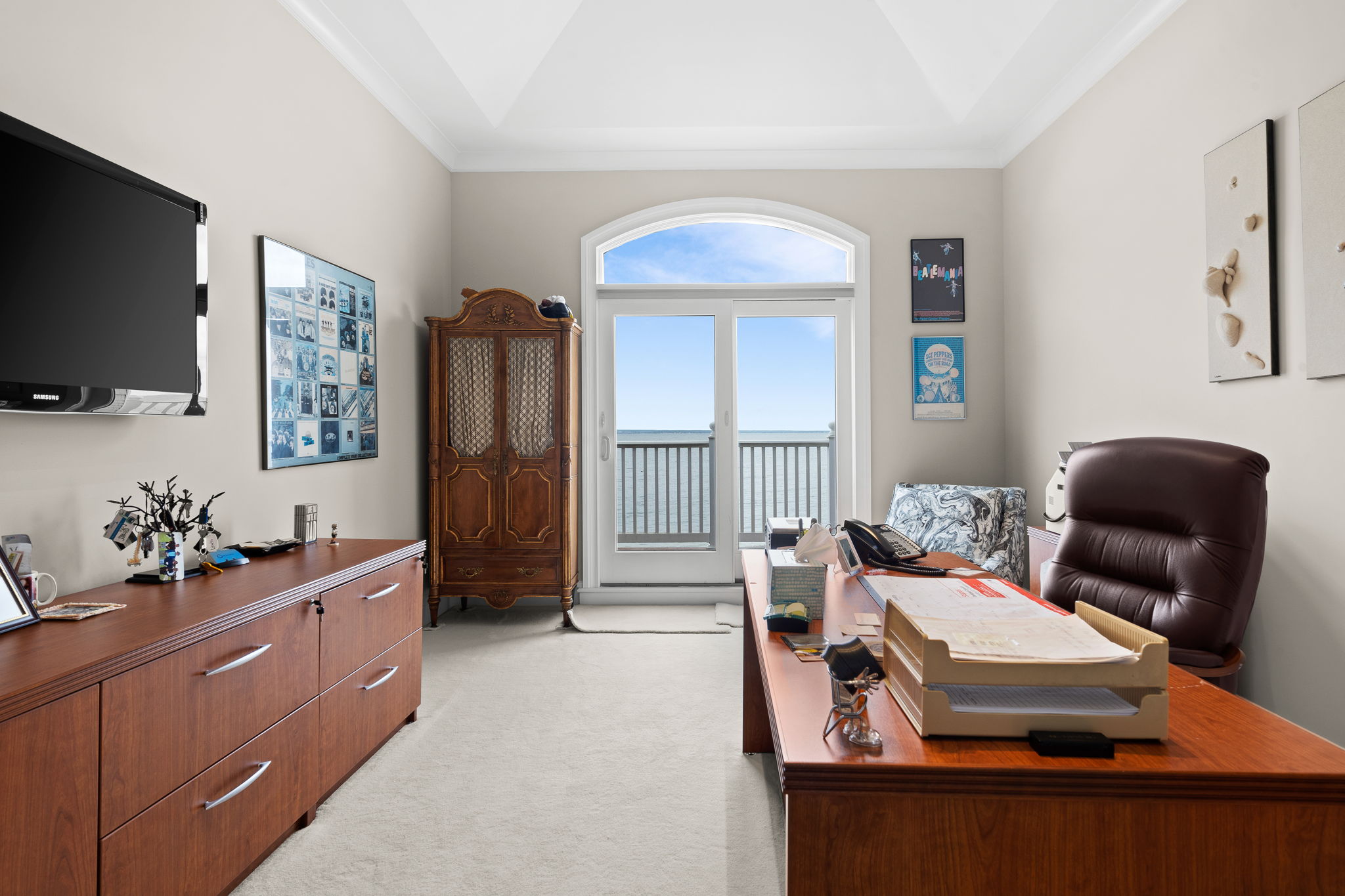 23 Oak Shore Drive