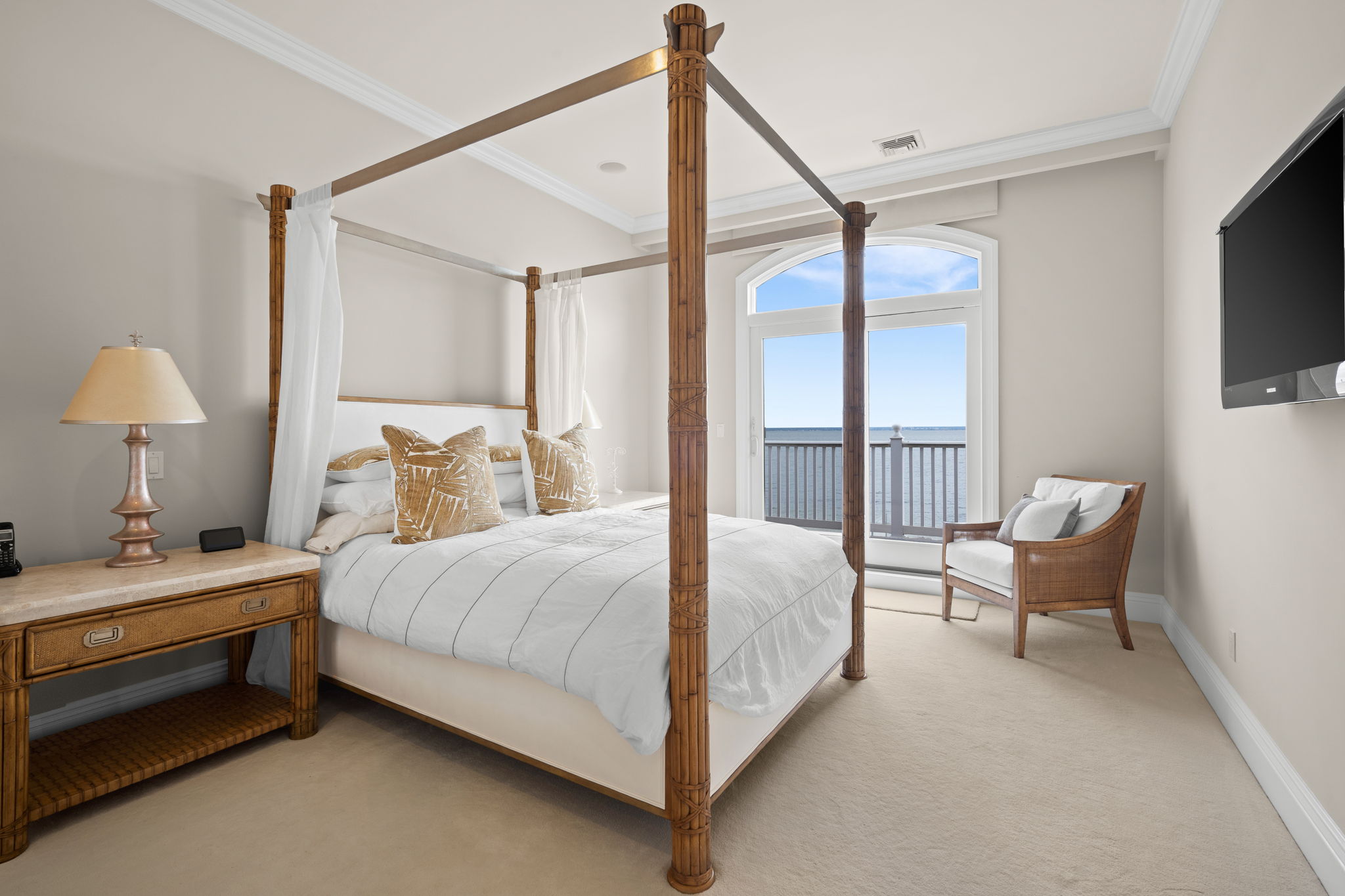 23 Oak Shore Drive