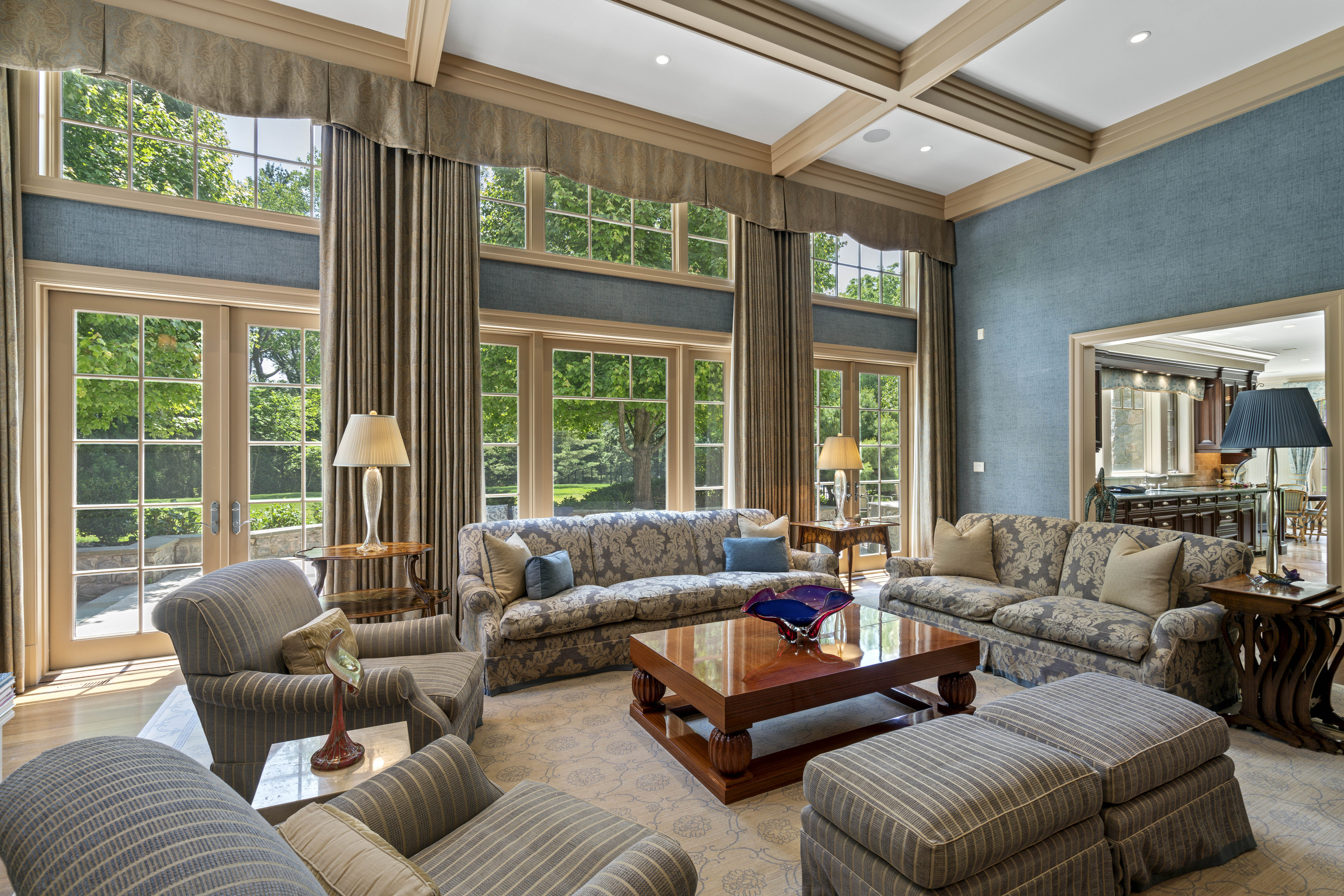 118 I U Willets Road 