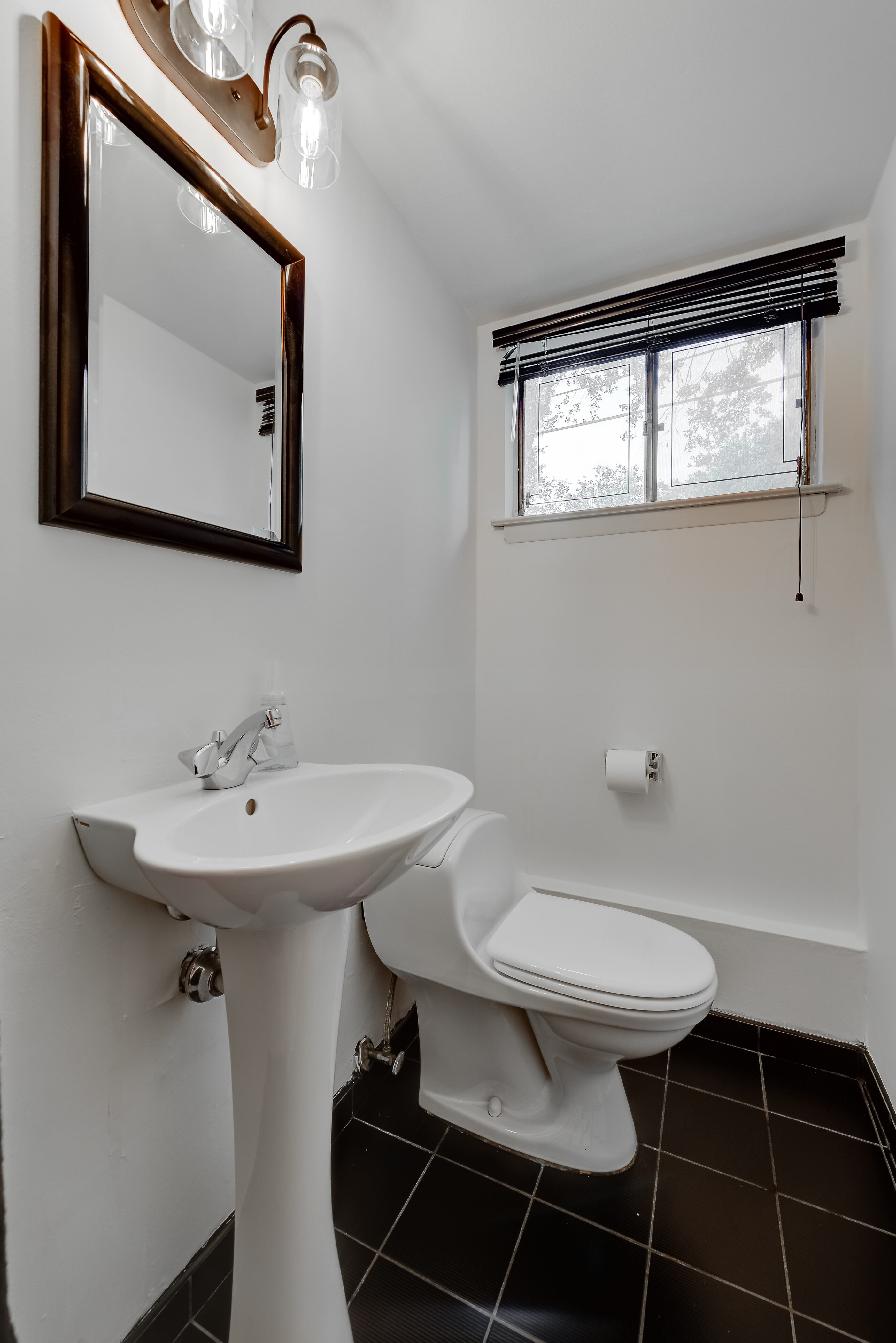 75 Soundview Drive