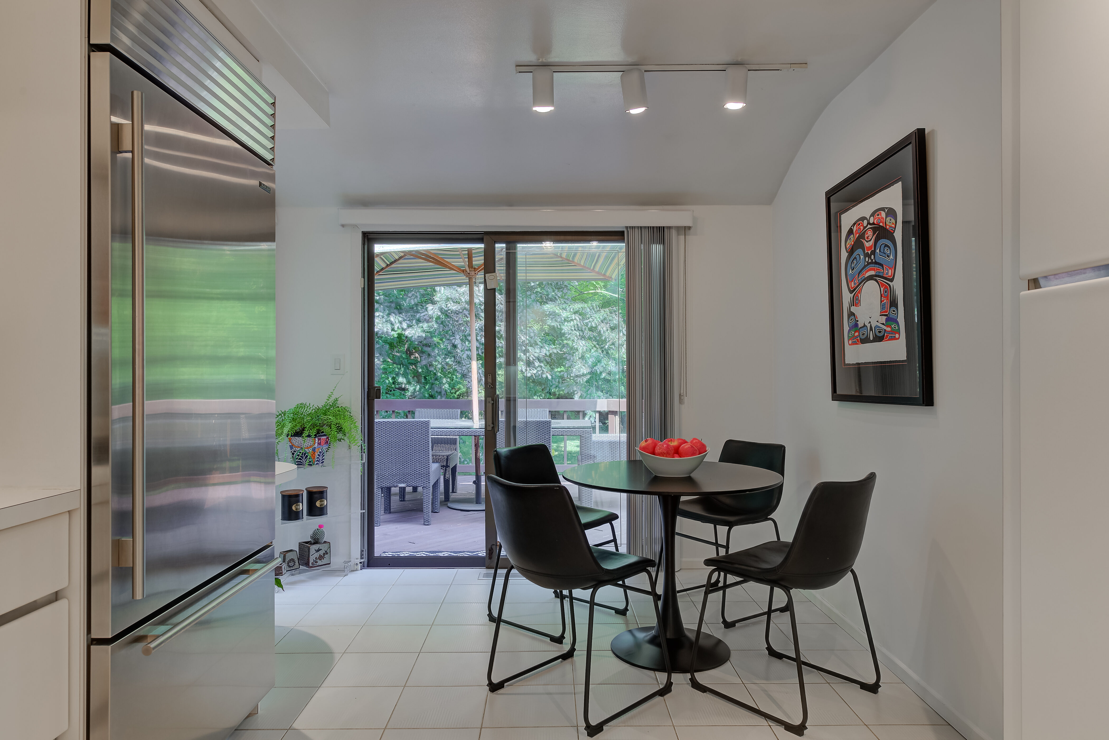 75 Soundview Drive