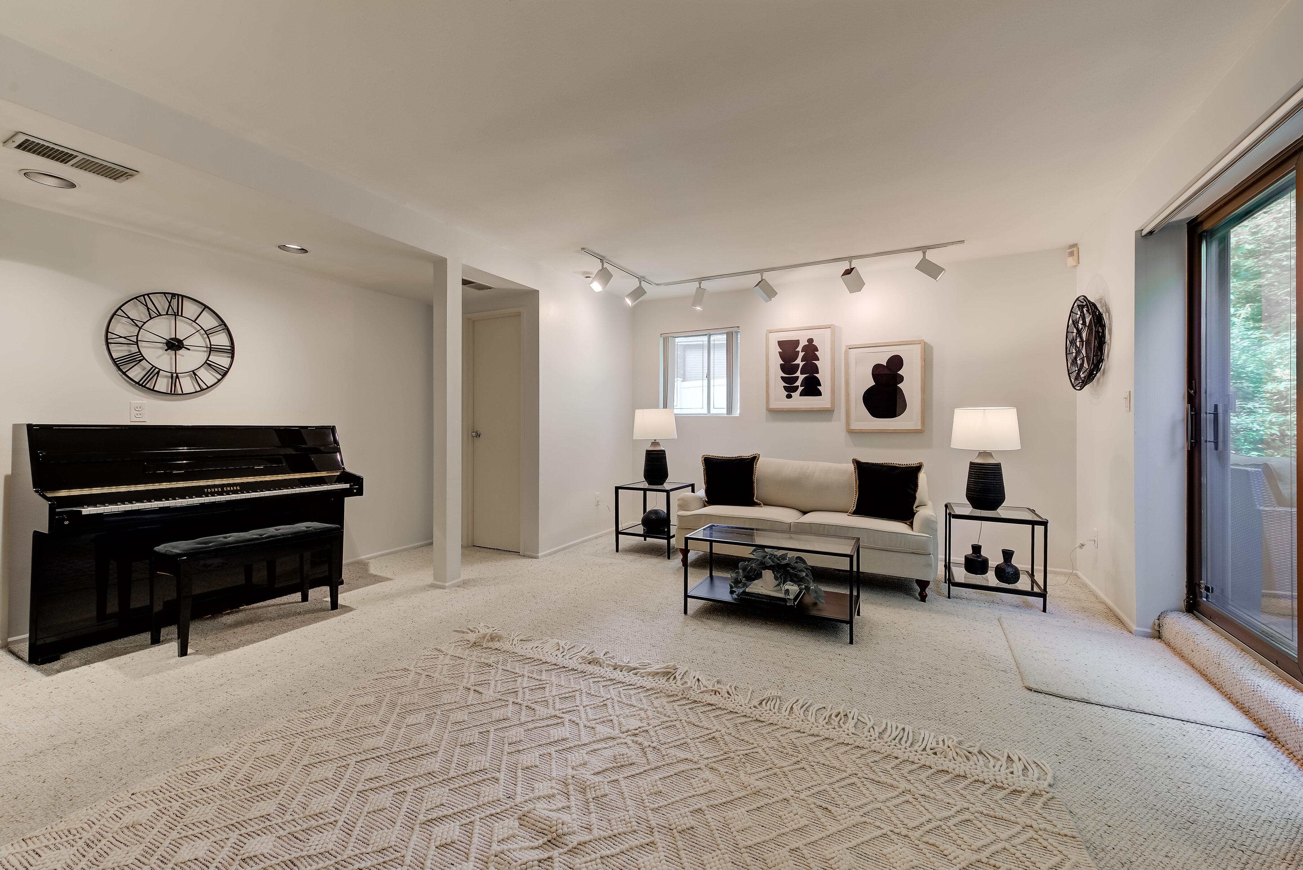 75 Soundview Drive