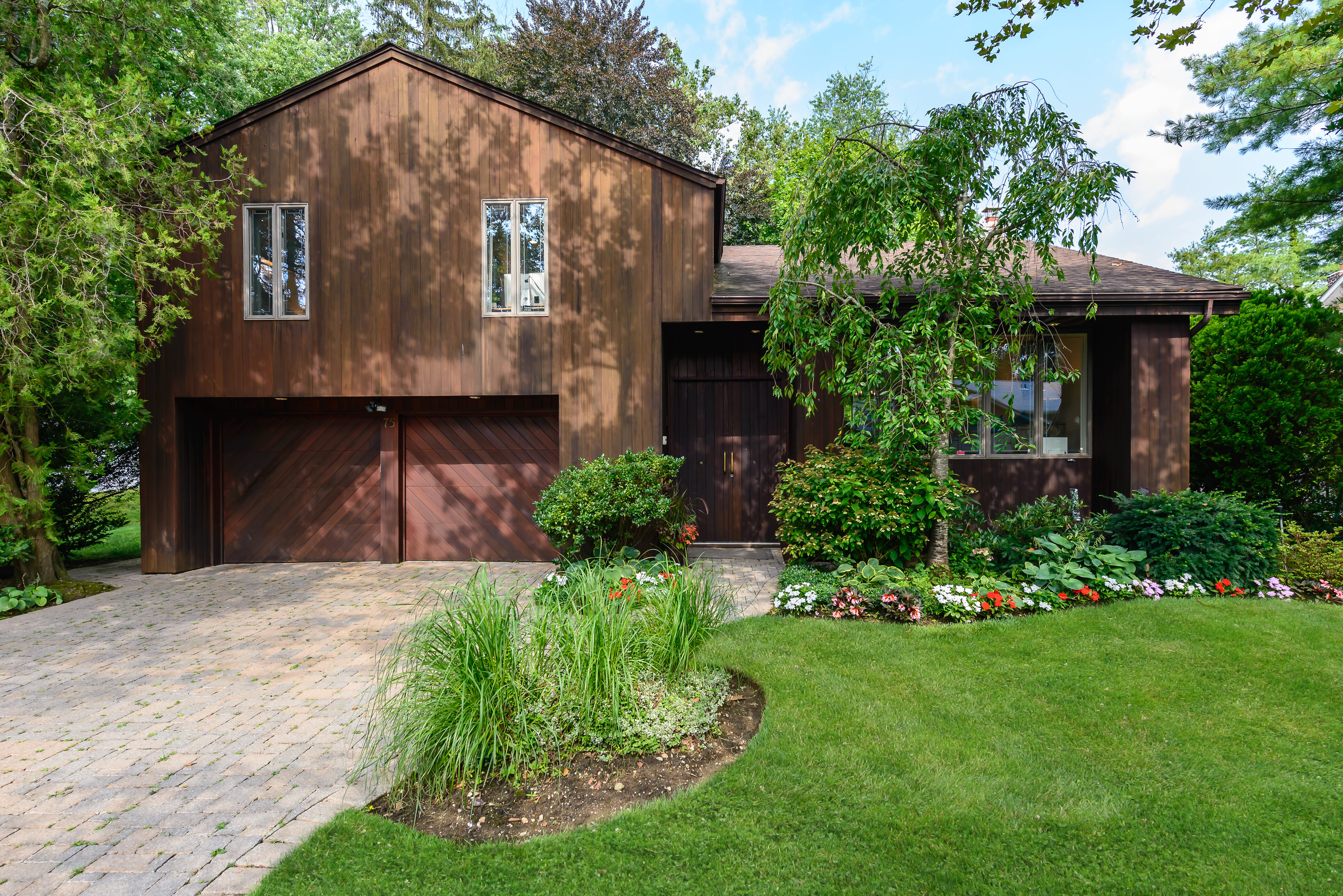 75 Soundview Drive