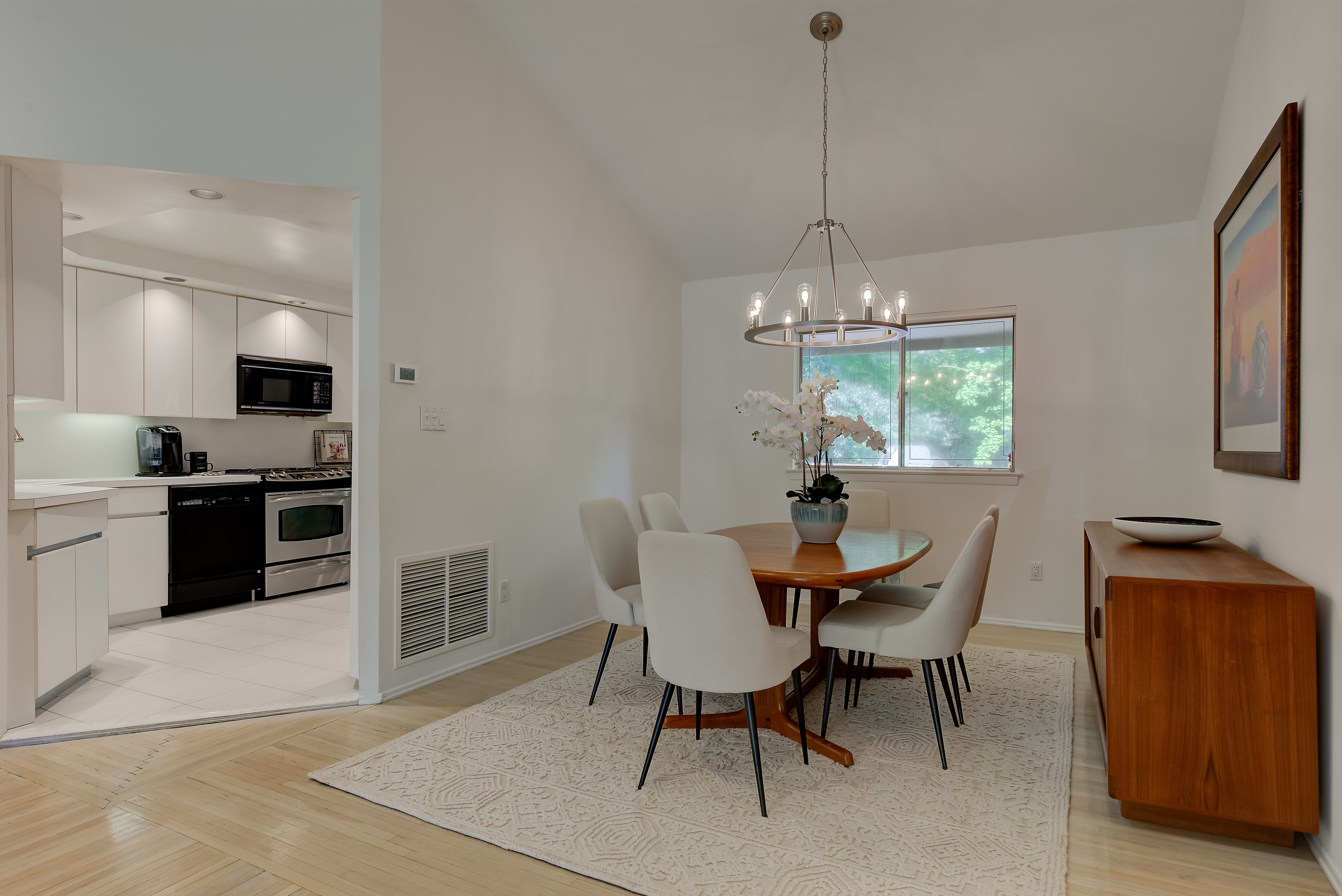 75 Soundview Drive