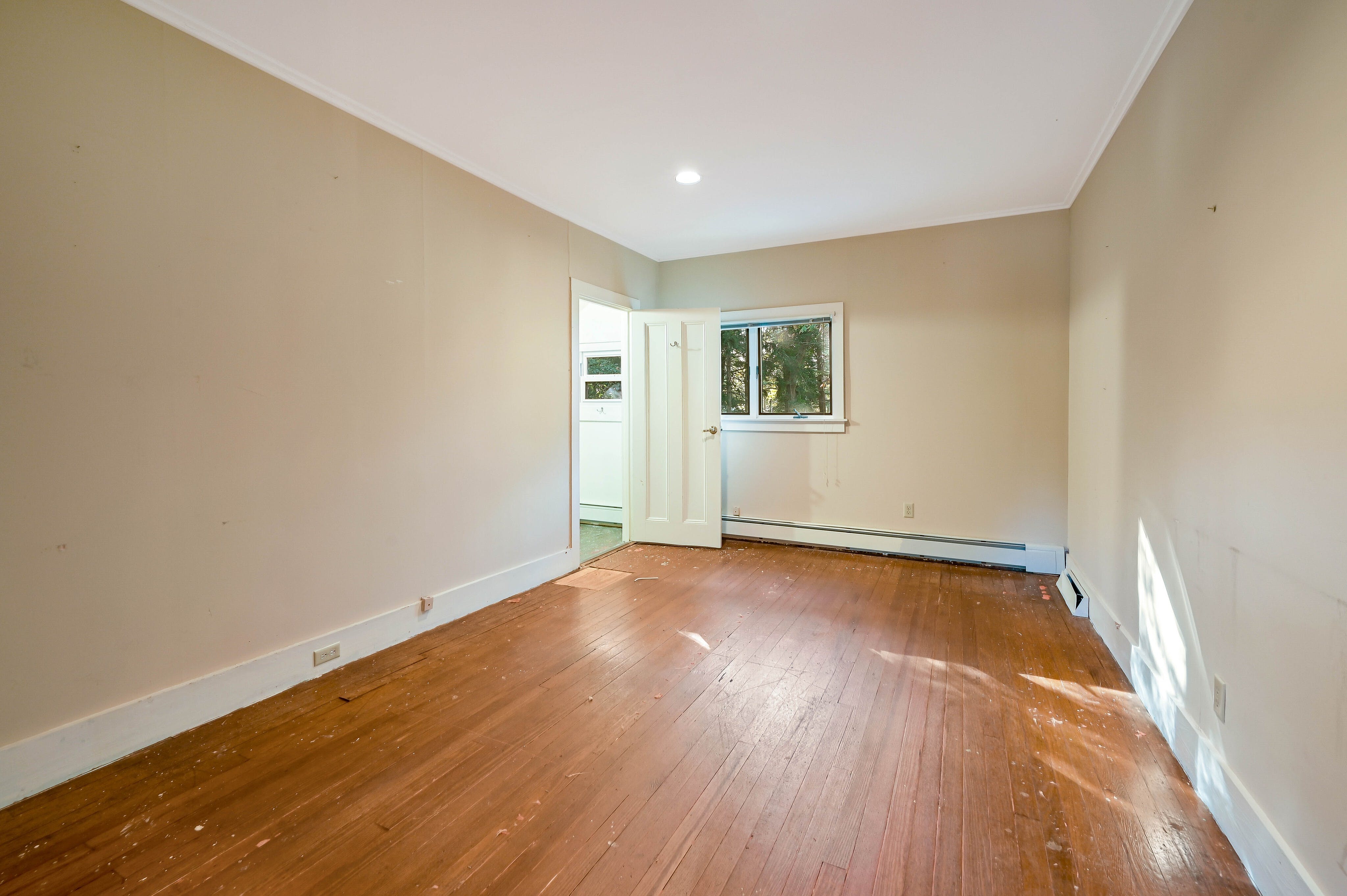 16 Midwood Road