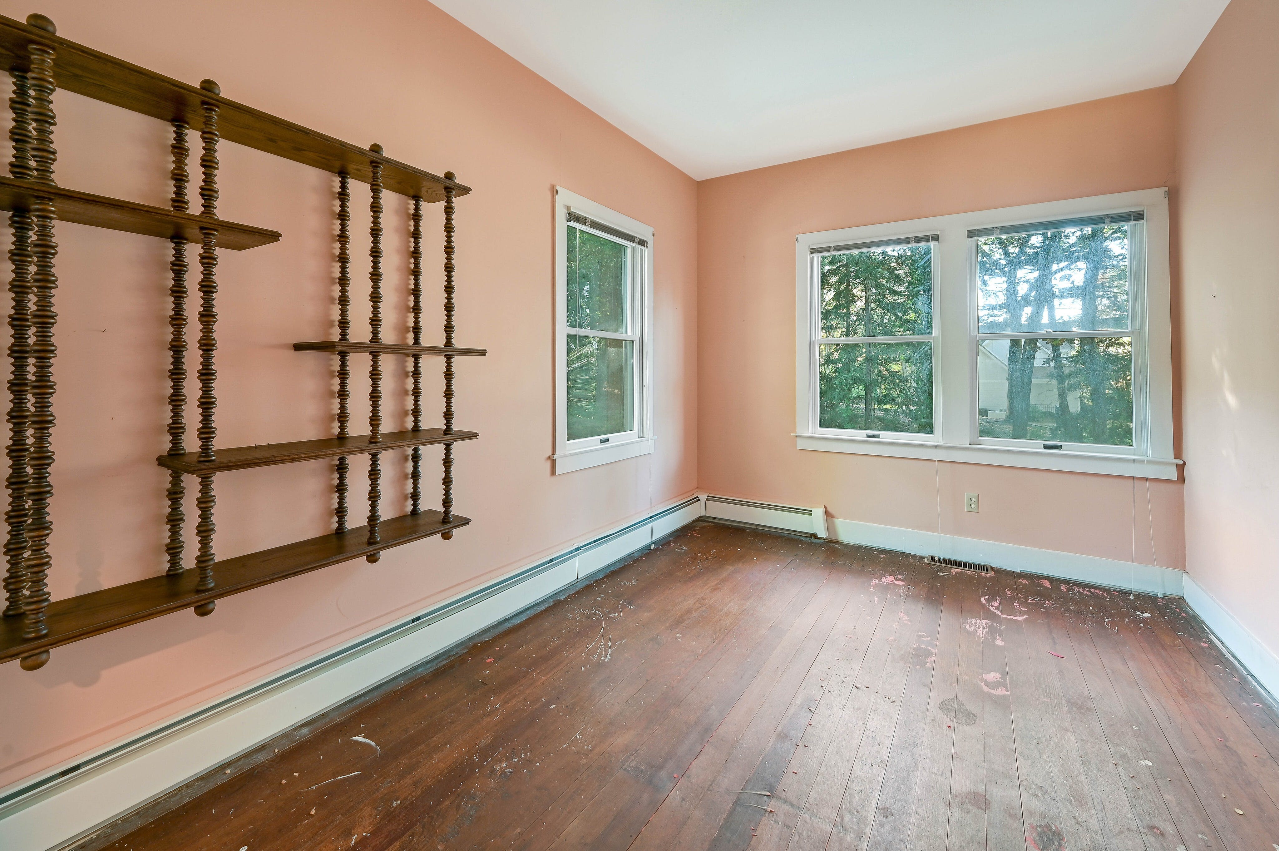 16 Midwood Road