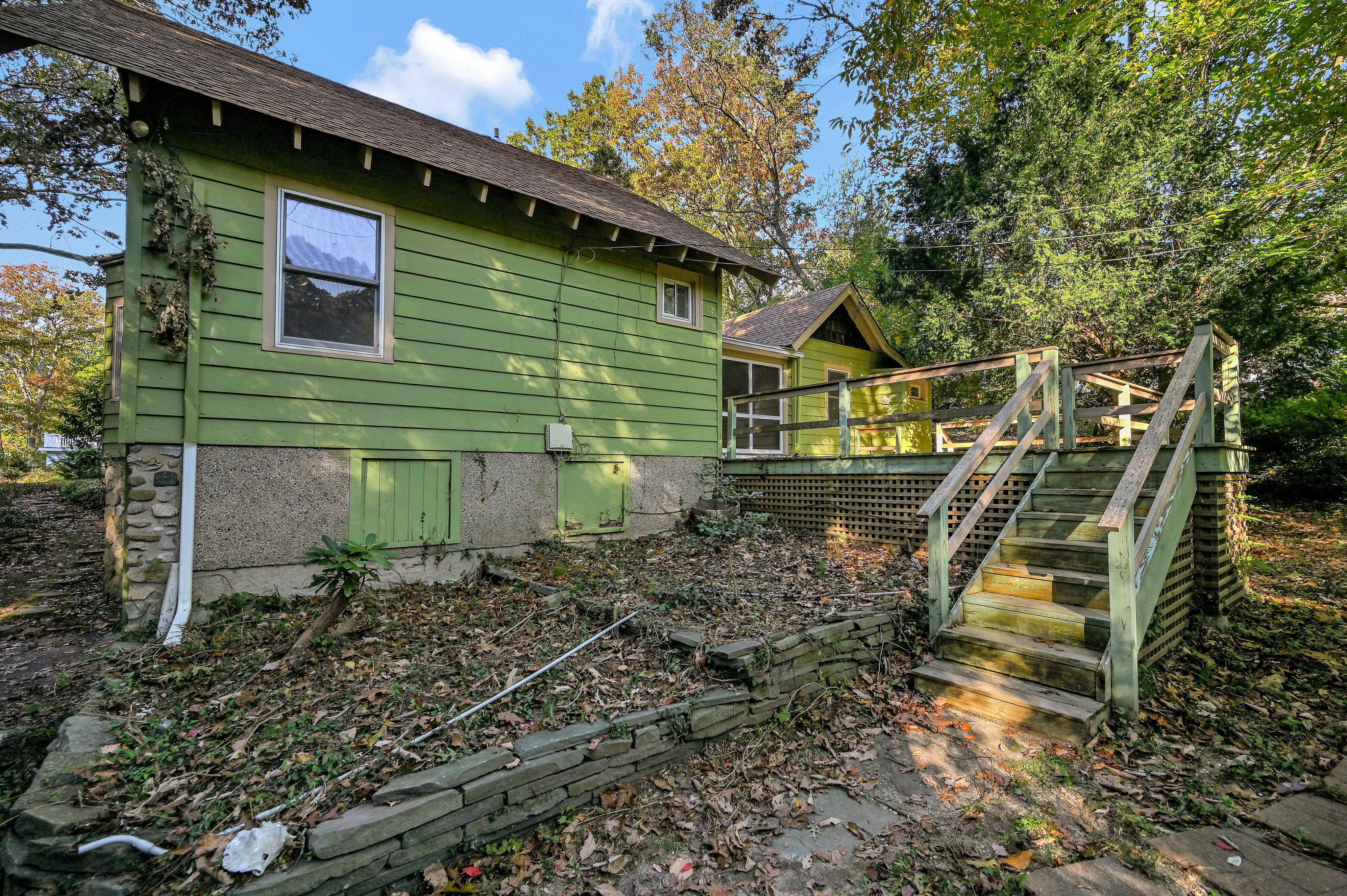 16 Midwood Road