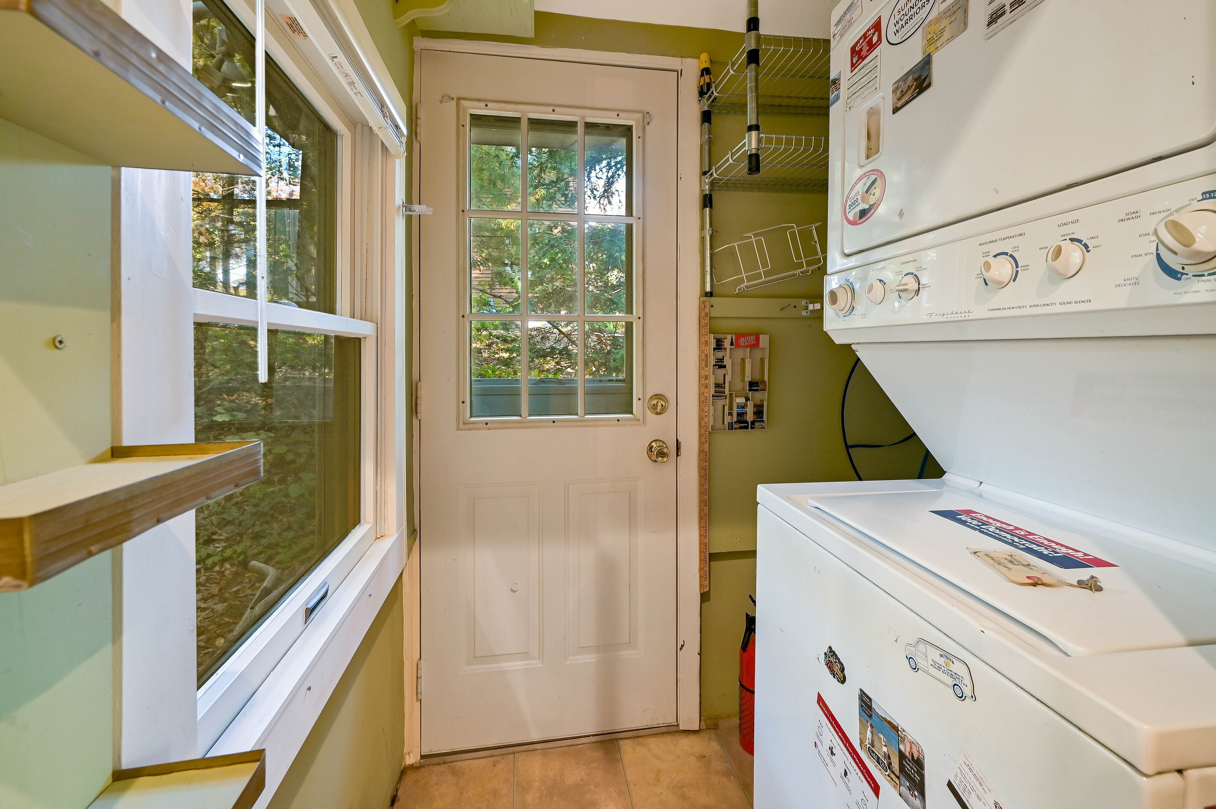 16 Midwood Road