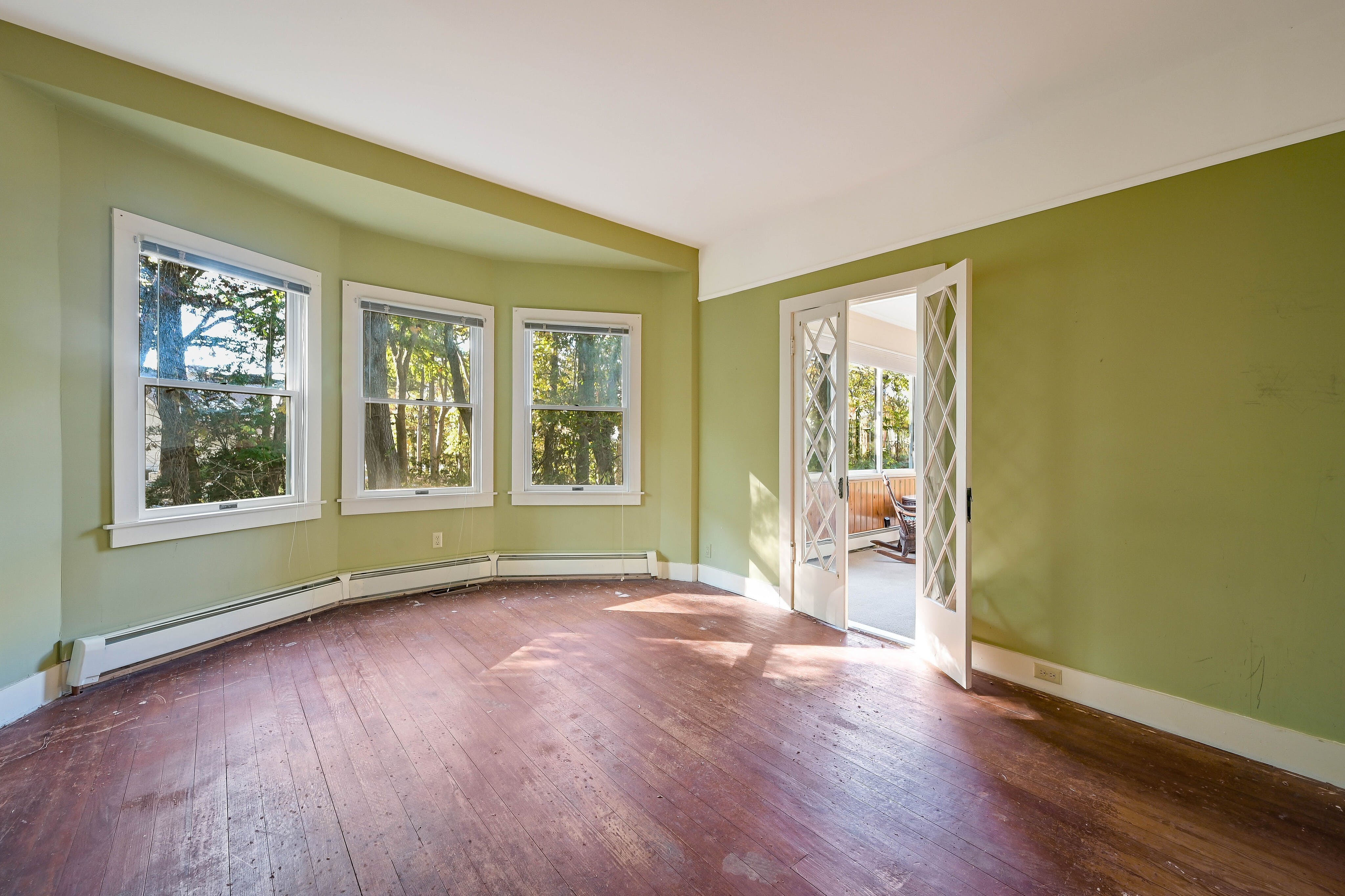 16 Midwood Road